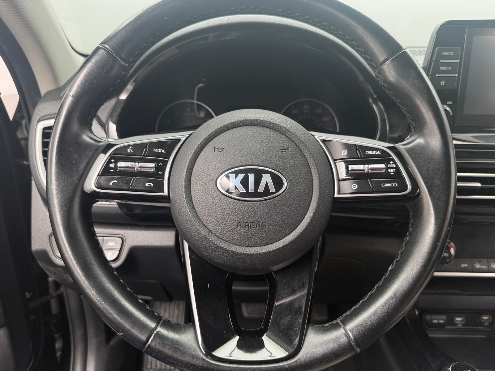 Thumbnail: 2021 Kia Seltos - 4