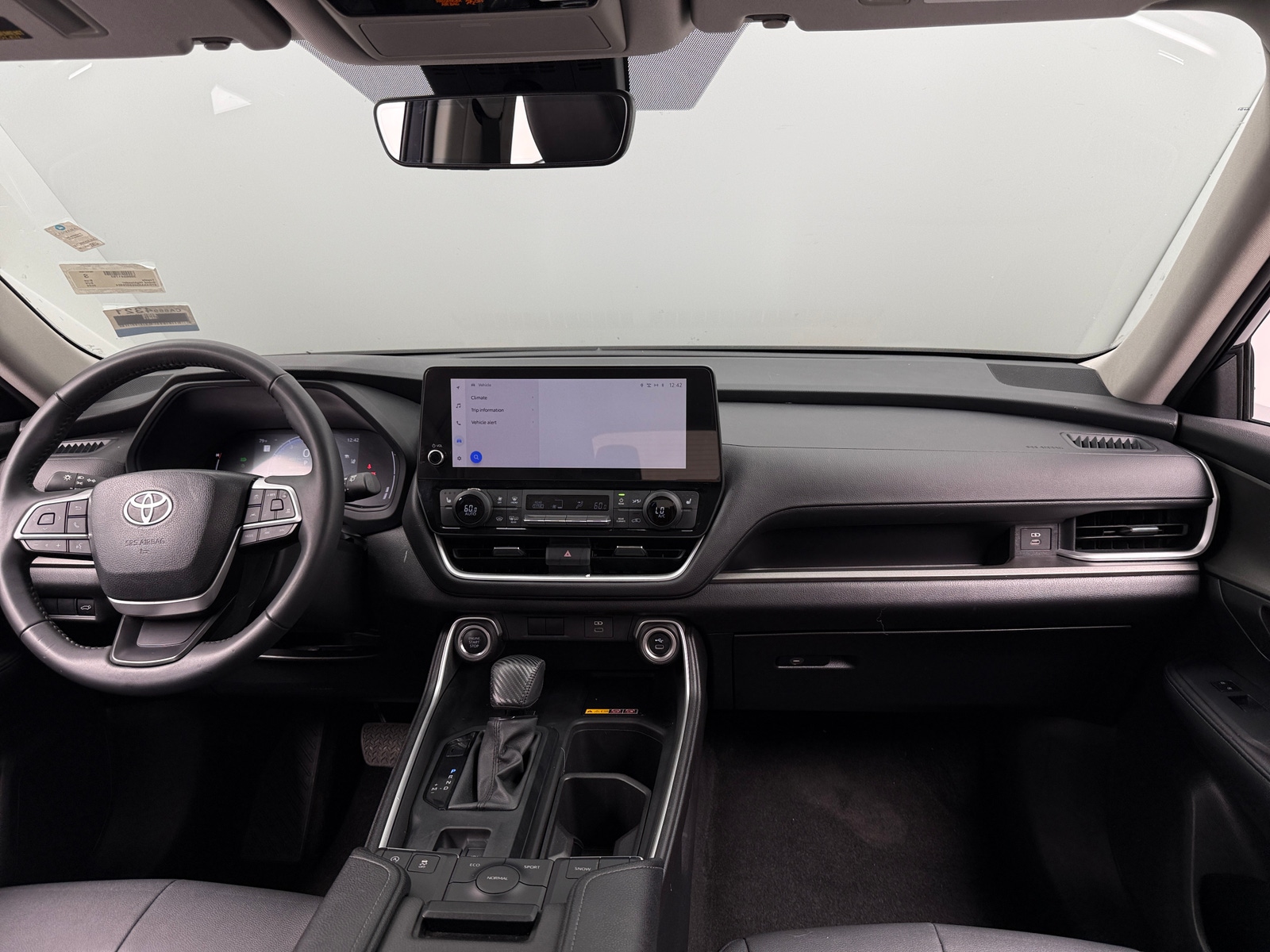 Thumbnail: 2025 Toyota Grand Highlander - 2