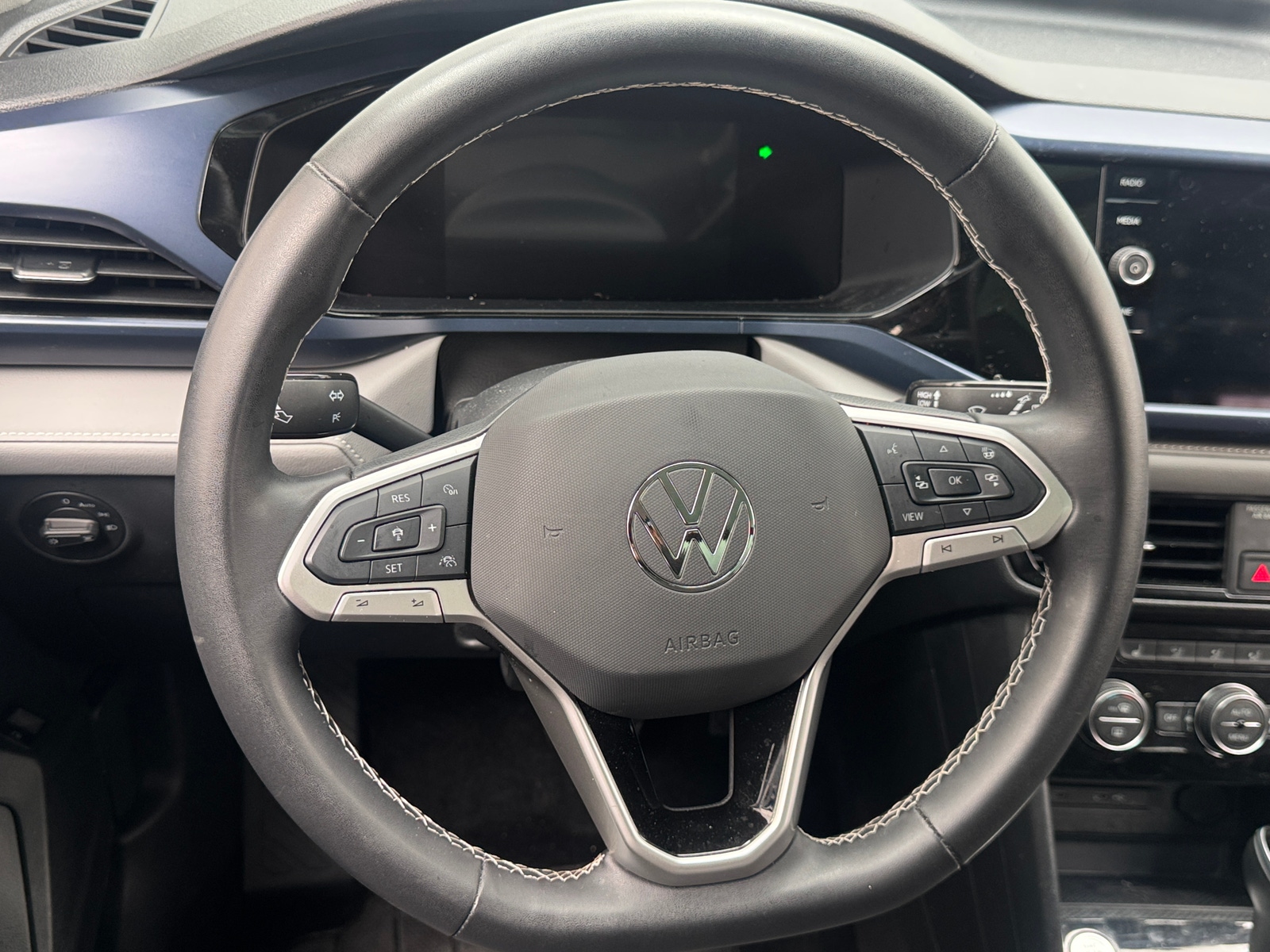 Thumbnail: 2024 Volkswagen Taos - 4