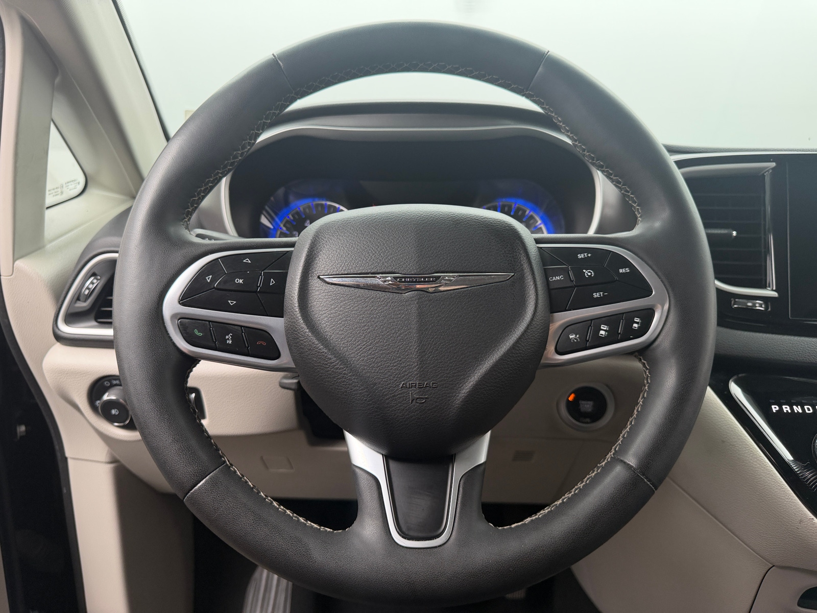 Thumbnail: 2024 Chrysler Pacifica - 4