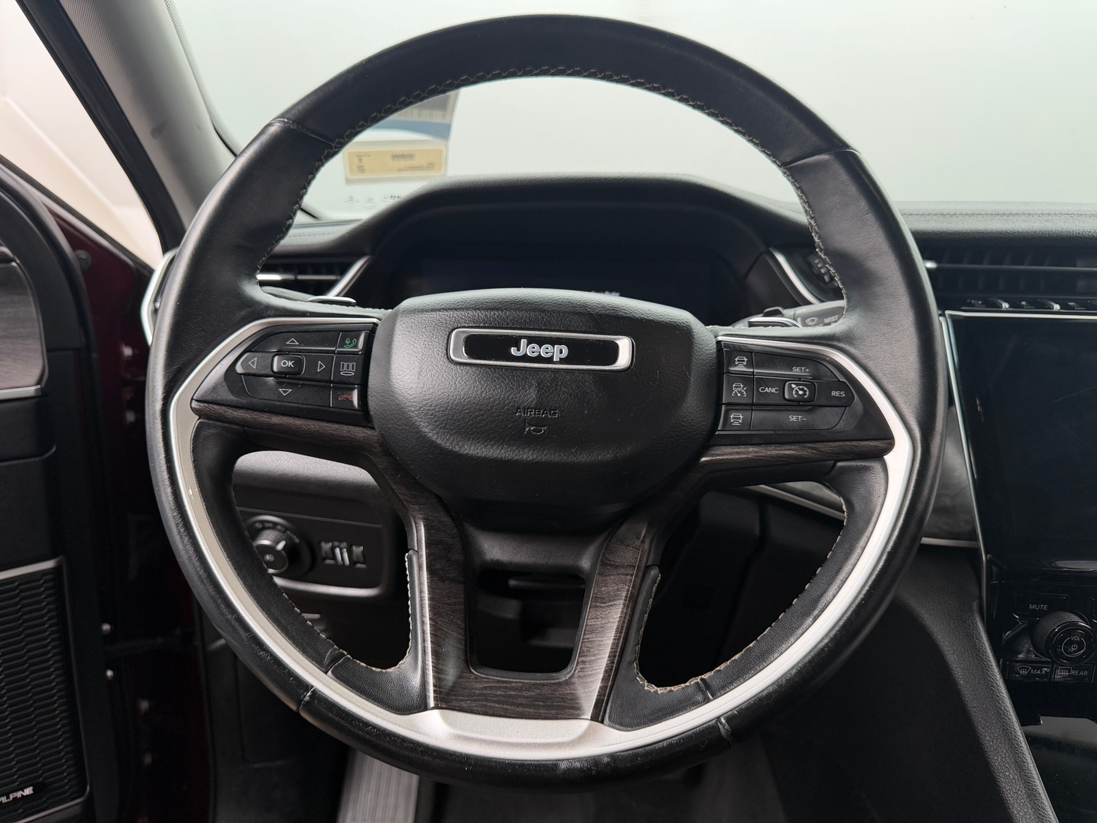 Thumbnail: 2021 Jeep Grand Cherokee L - 4