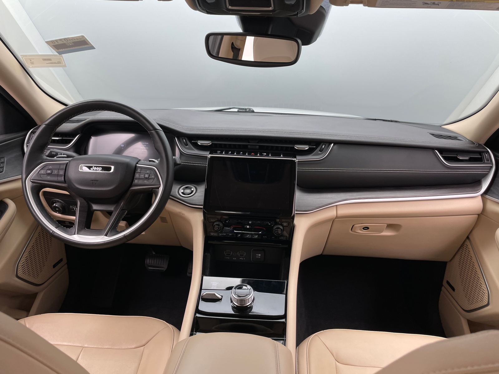 Thumbnail: 2022 Jeep Grand Cherokee L - 2