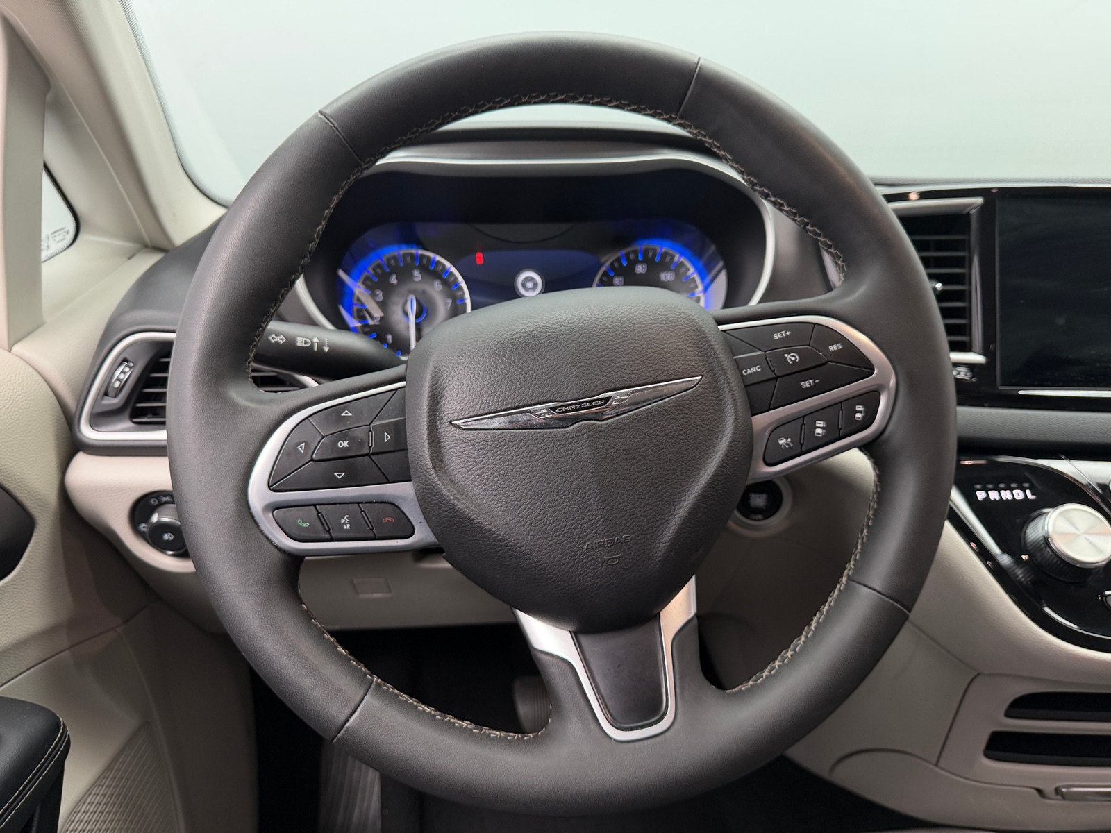 Thumbnail: 2024 Chrysler Pacifica - 4