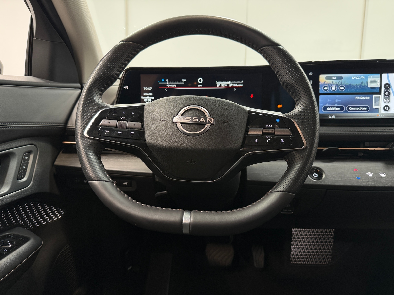 Thumbnail: 2024 Nissan Ariya - 4