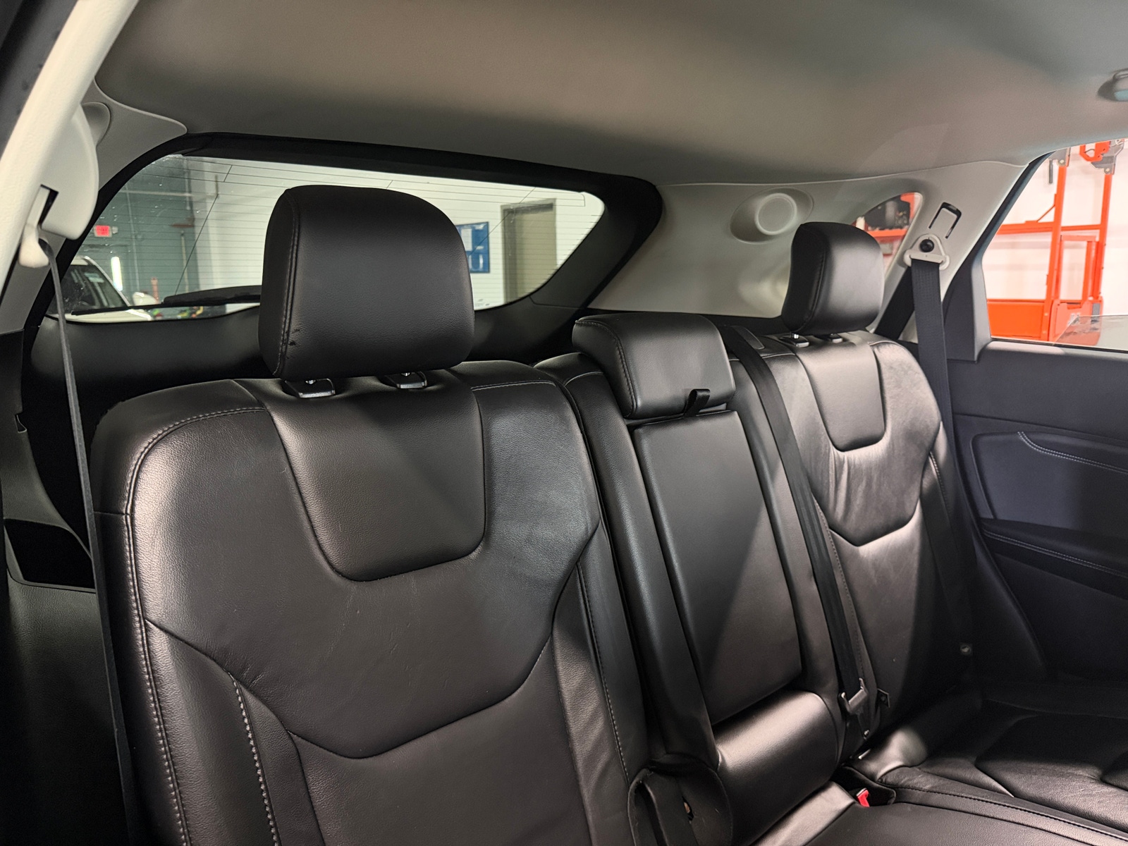 Thumbnail: 2019 Ford Edge - 5