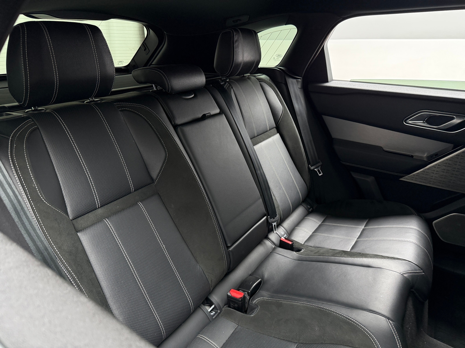 Thumbnail: 2020 Land Rover Range Rover Velar - 5