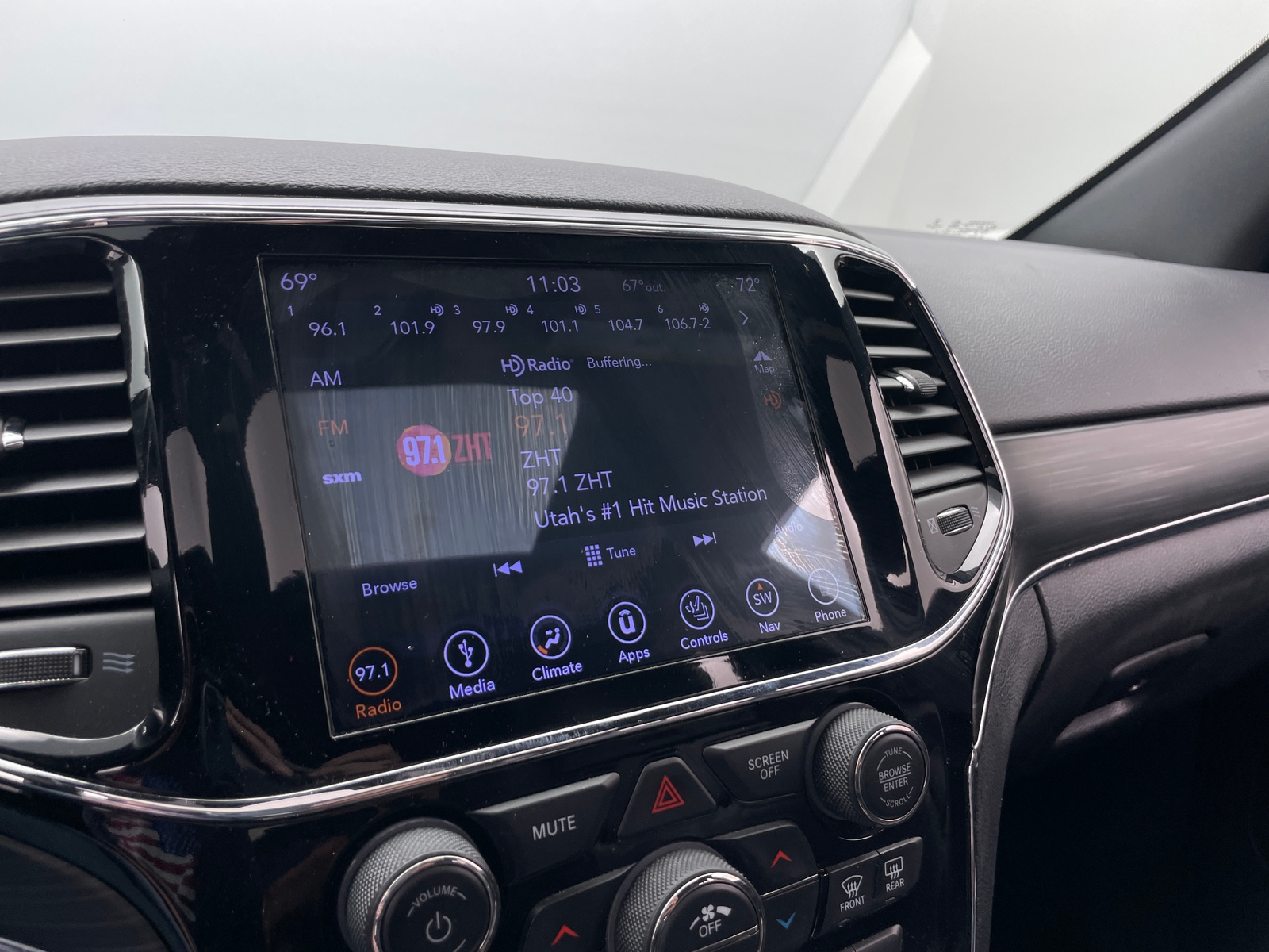 Thumbnail: 2019 Jeep Grand Cherokee - 3