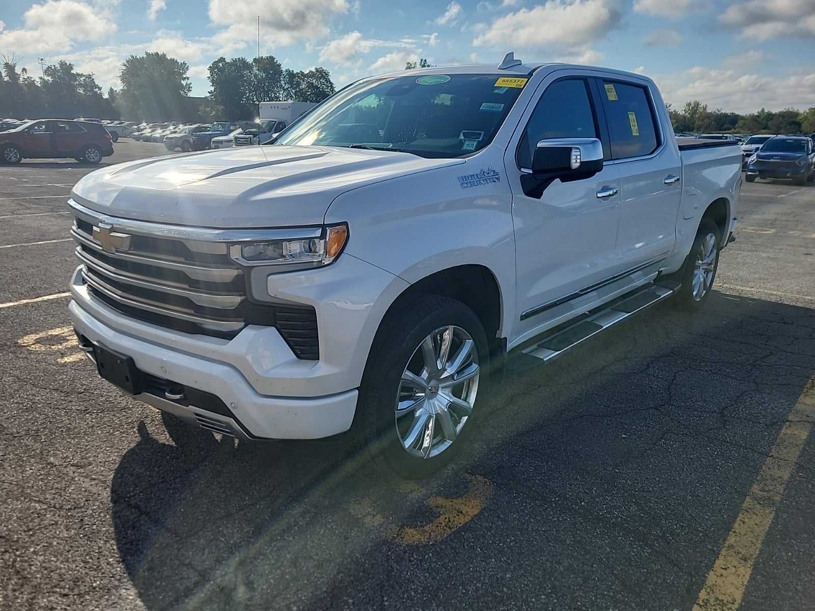 2022 Chevrolet Silverado 1500 4WD Crew Cab 147" High Country