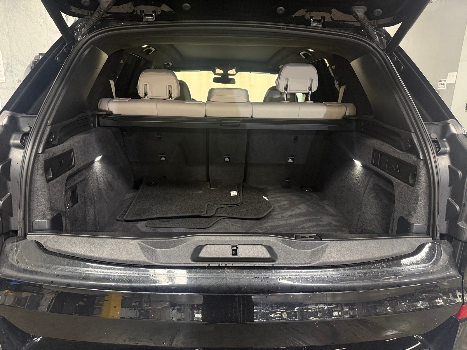 Thumbnail: 2022 BMW X5 - 6