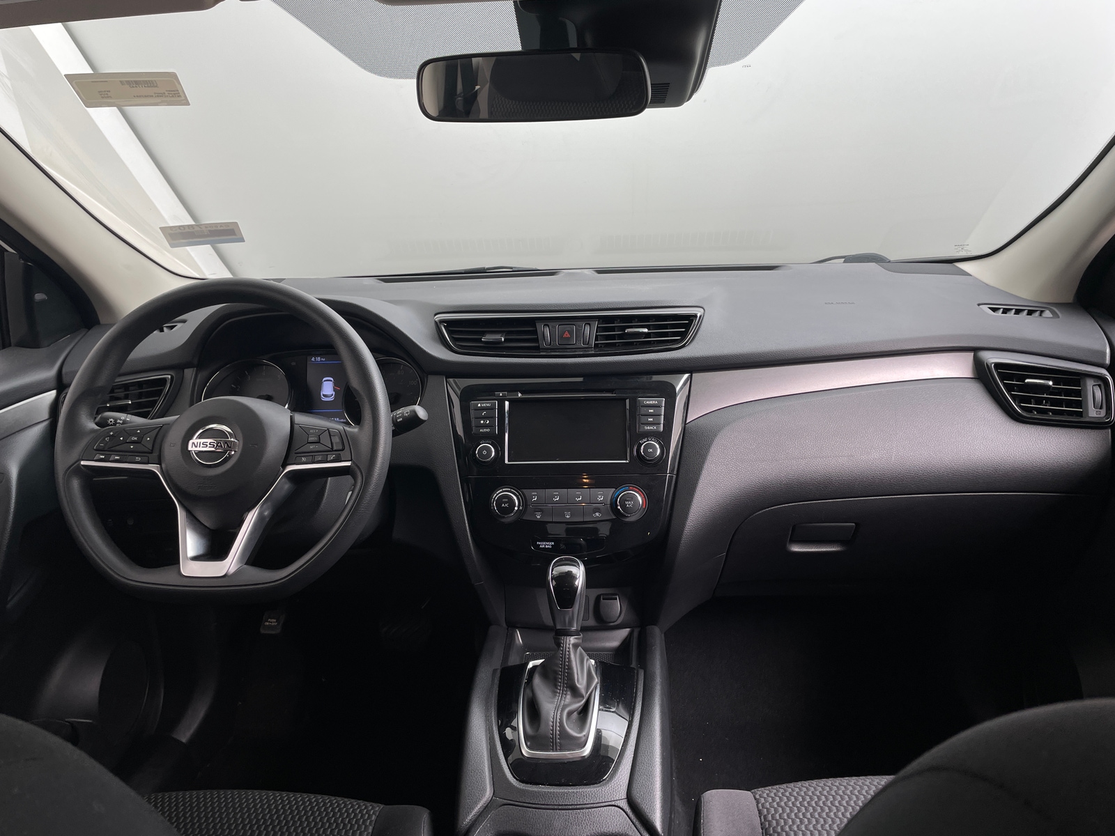 Thumbnail: 2020 Nissan Rogue Sport - 3