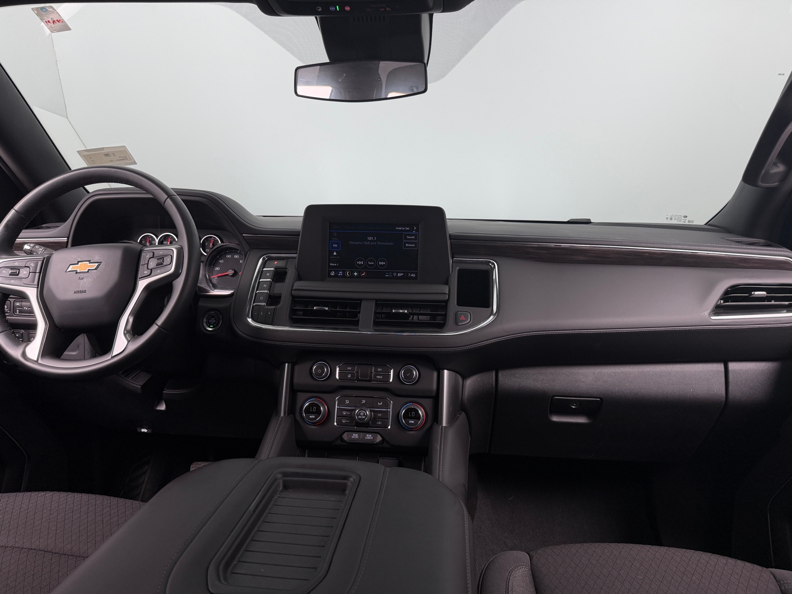 Thumbnail: 2024 Chevrolet Tahoe - 3