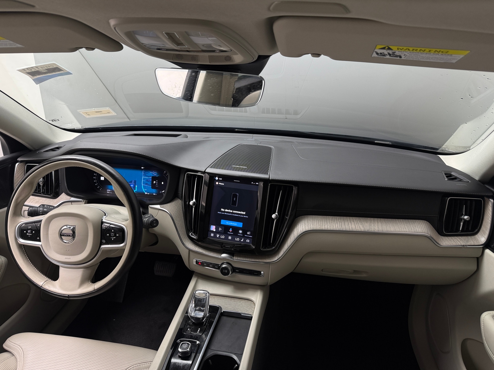 Thumbnail: 2022 Volvo XC60 - 2