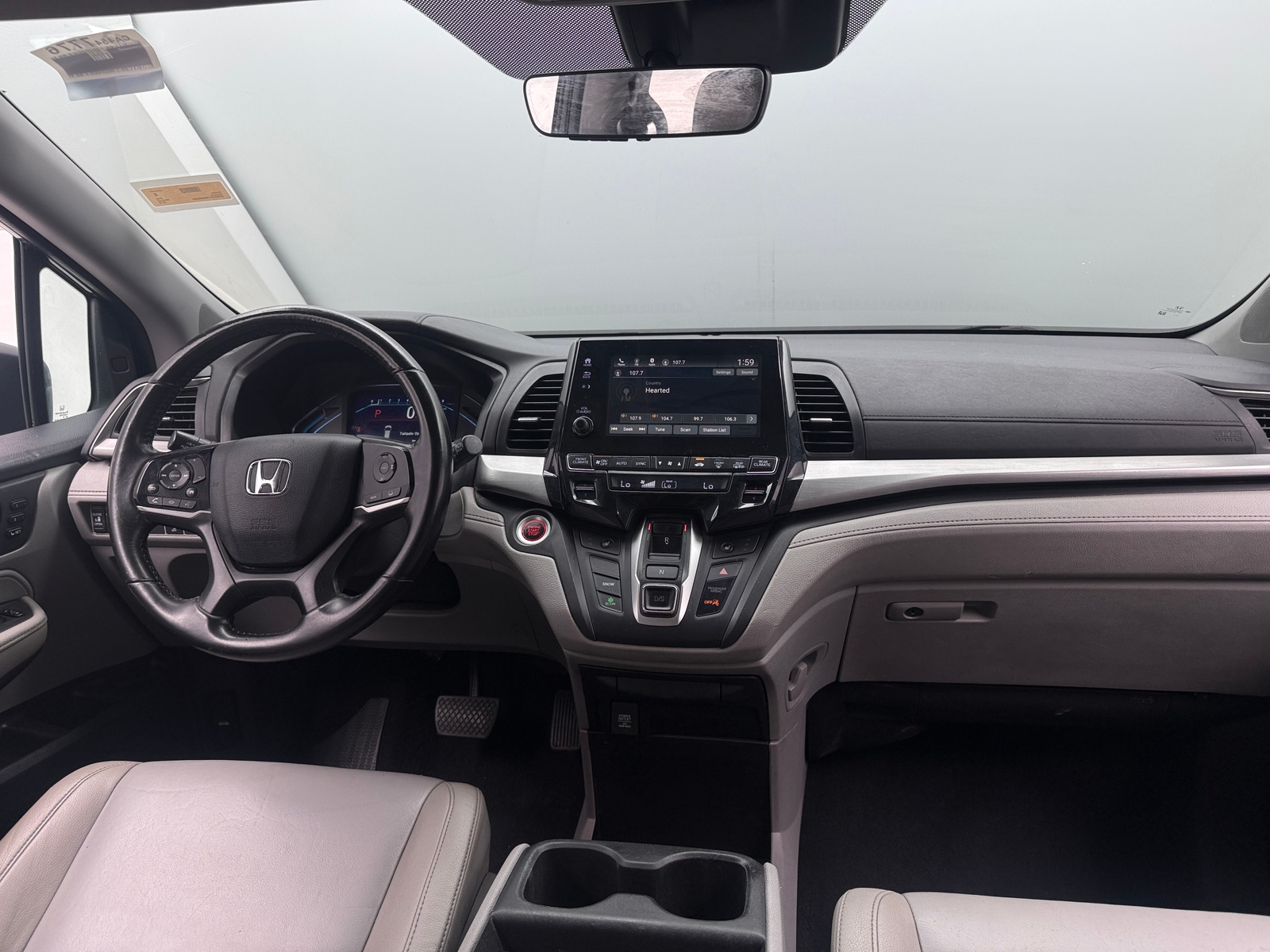 Thumbnail: 2019 Honda Odyssey - 2