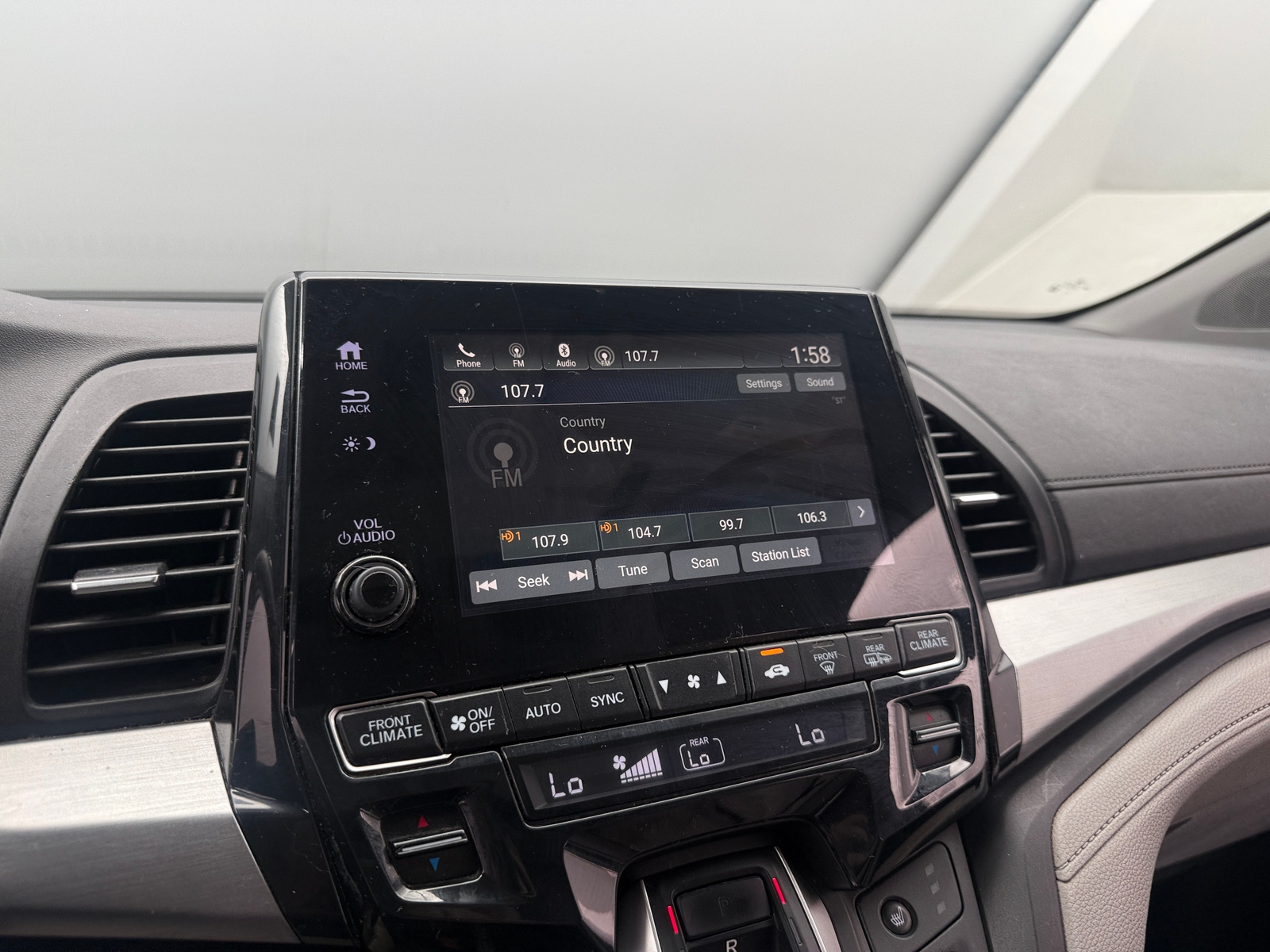 Thumbnail: 2019 Honda Odyssey - 3