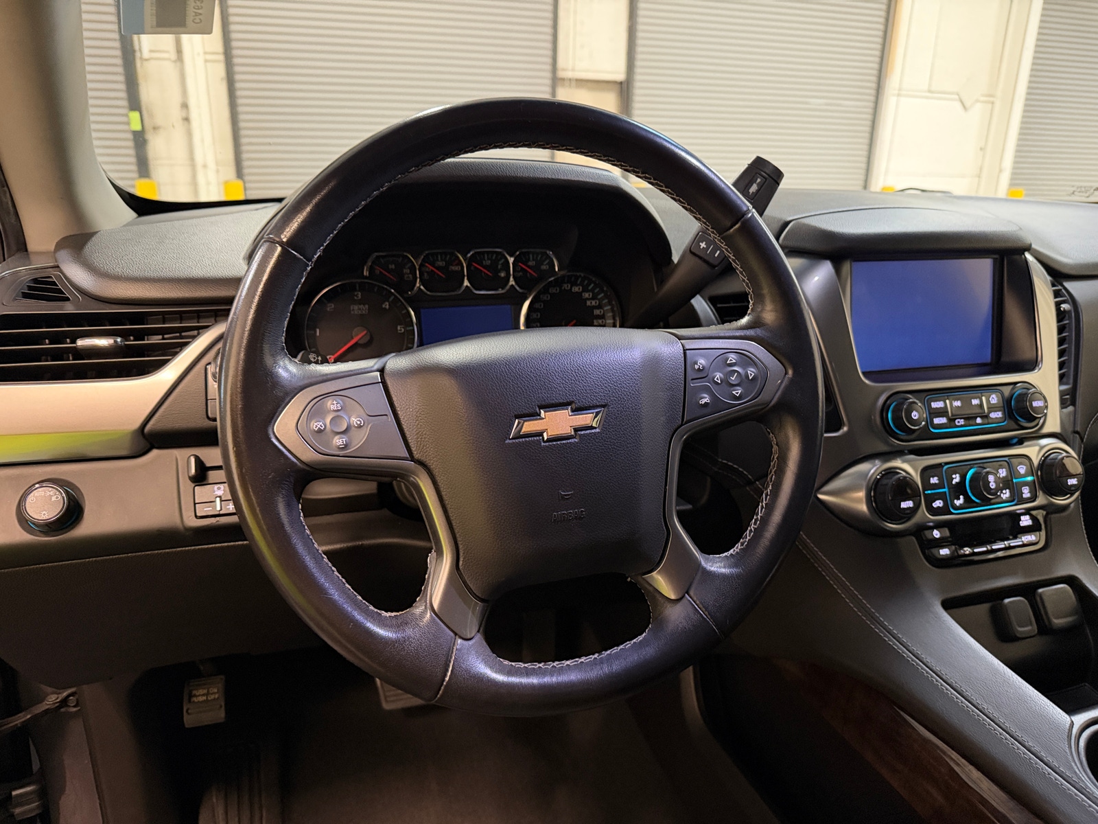 Thumbnail: 2019 Chevrolet Tahoe - 5
