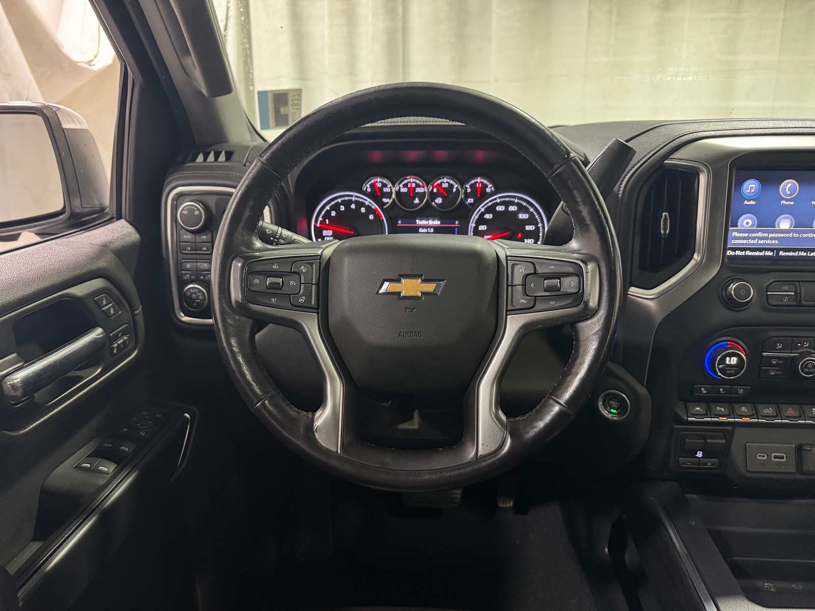 Thumbnail: 2019 Chevrolet Silverado 1500 - 4