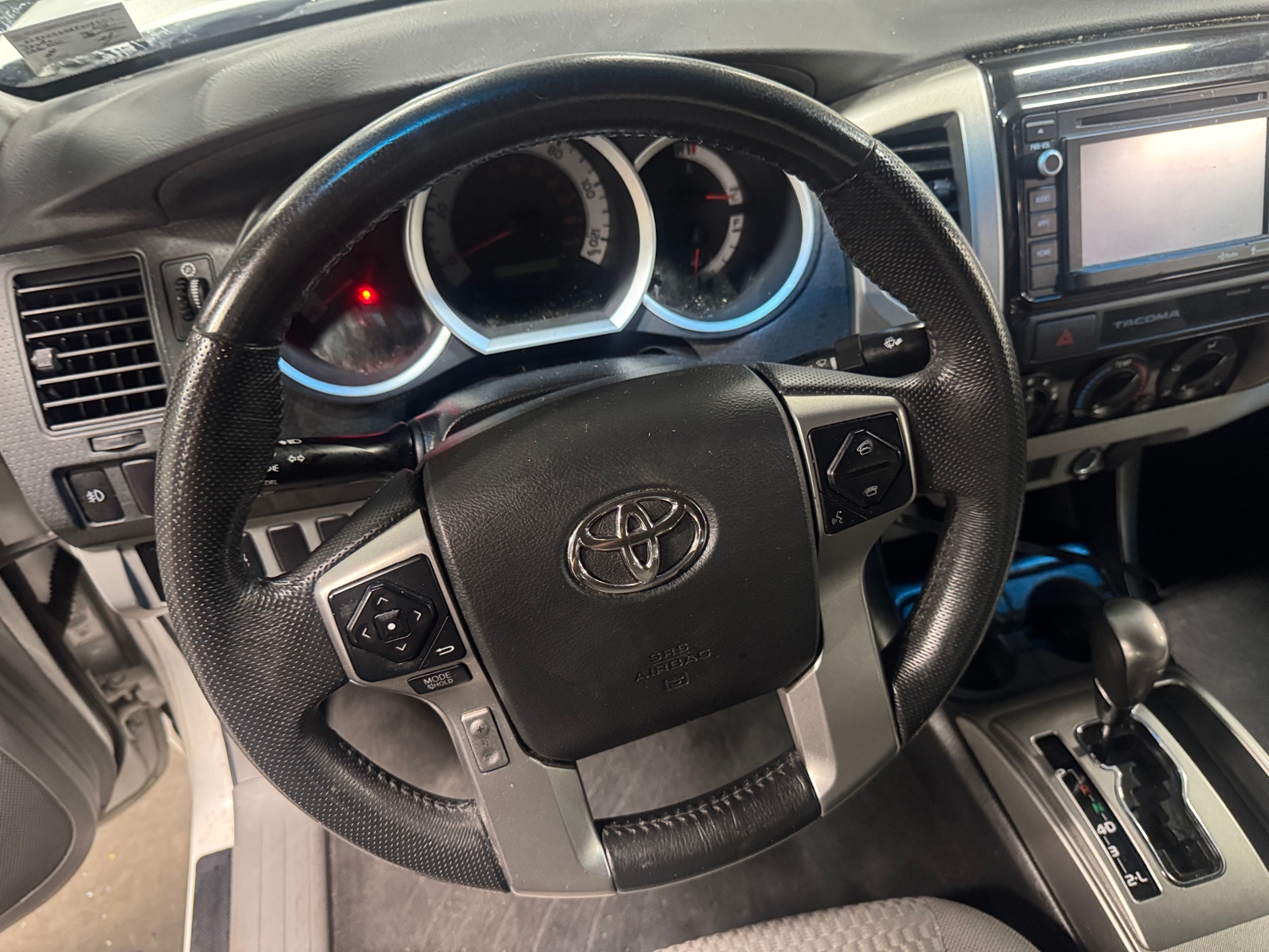 Thumbnail: 2015 Toyota Tacoma - 5