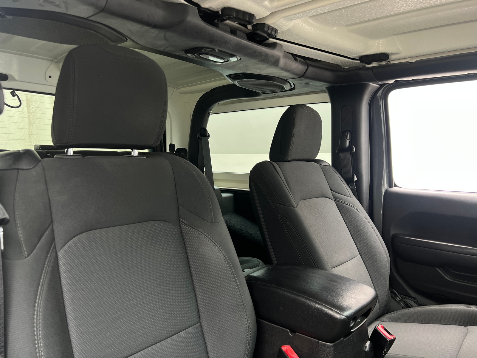 Thumbnail: 2019 Jeep Wrangler - 2