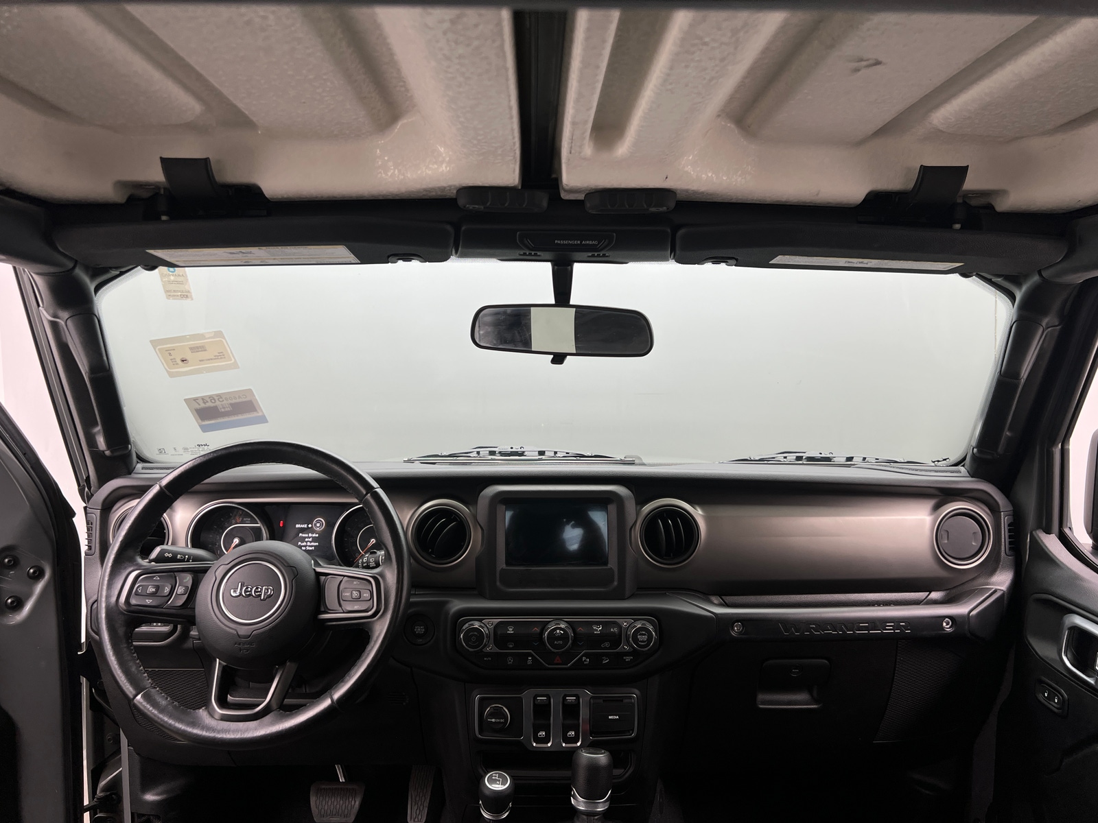 Thumbnail: 2019 Jeep Wrangler - 3