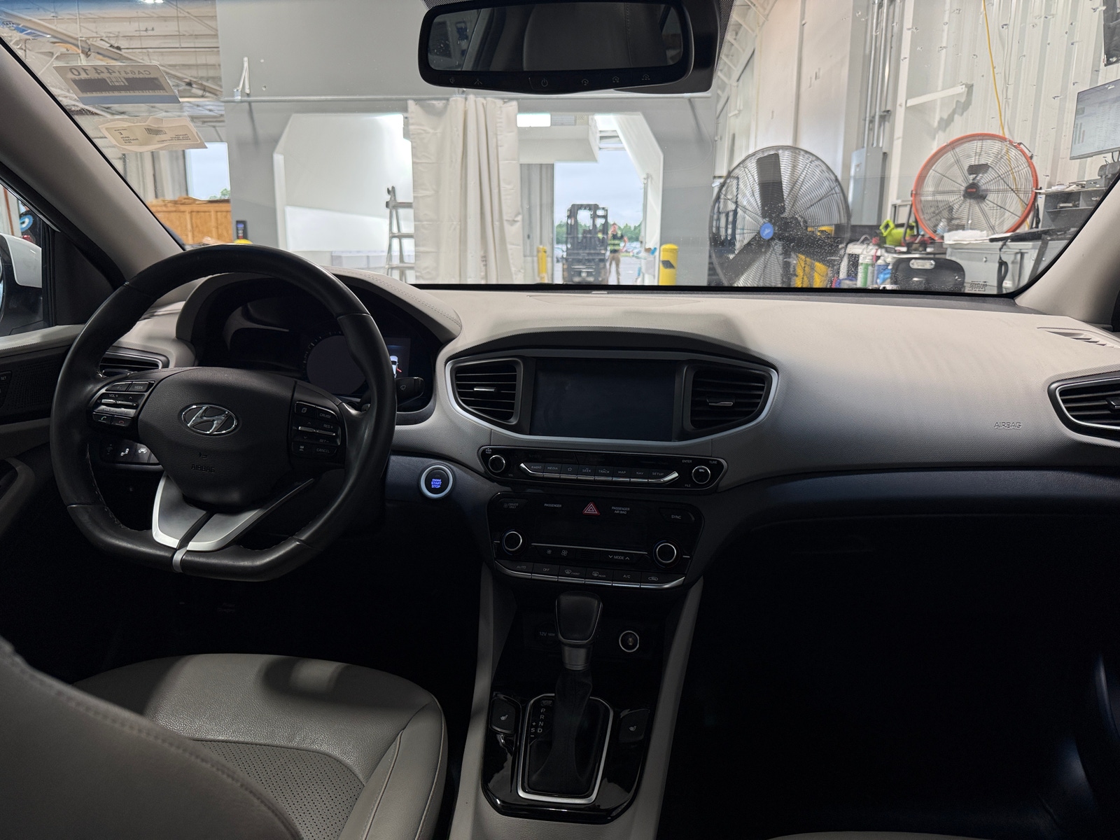 Thumbnail: 2019 Hyundai Ioniq - 2