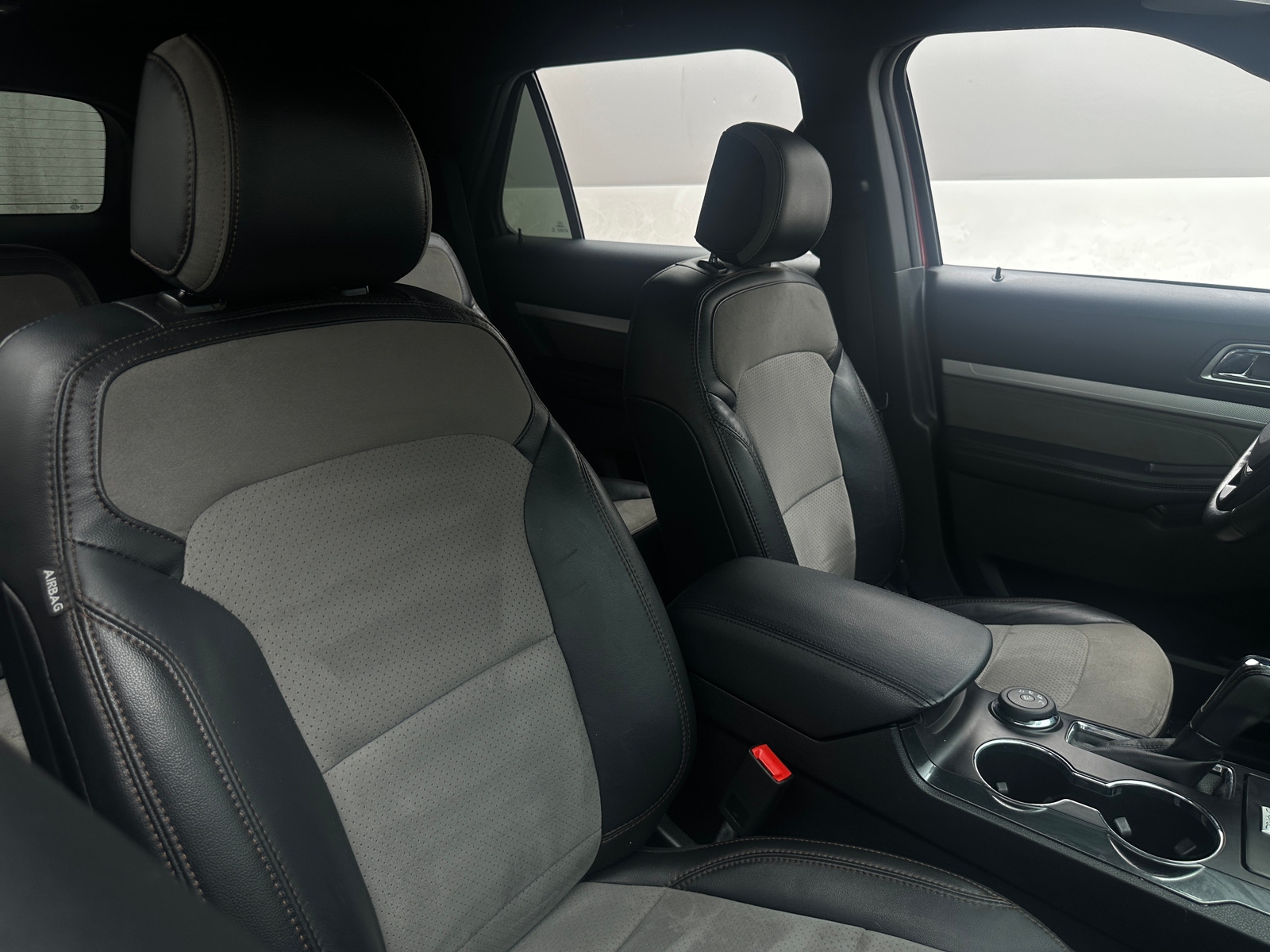 Thumbnail: 2017 Ford Explorer - 2