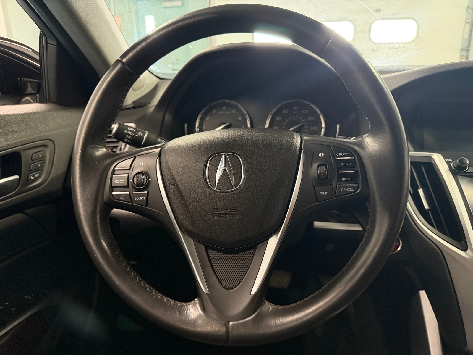 Thumbnail: 2017 Acura TLX - 4