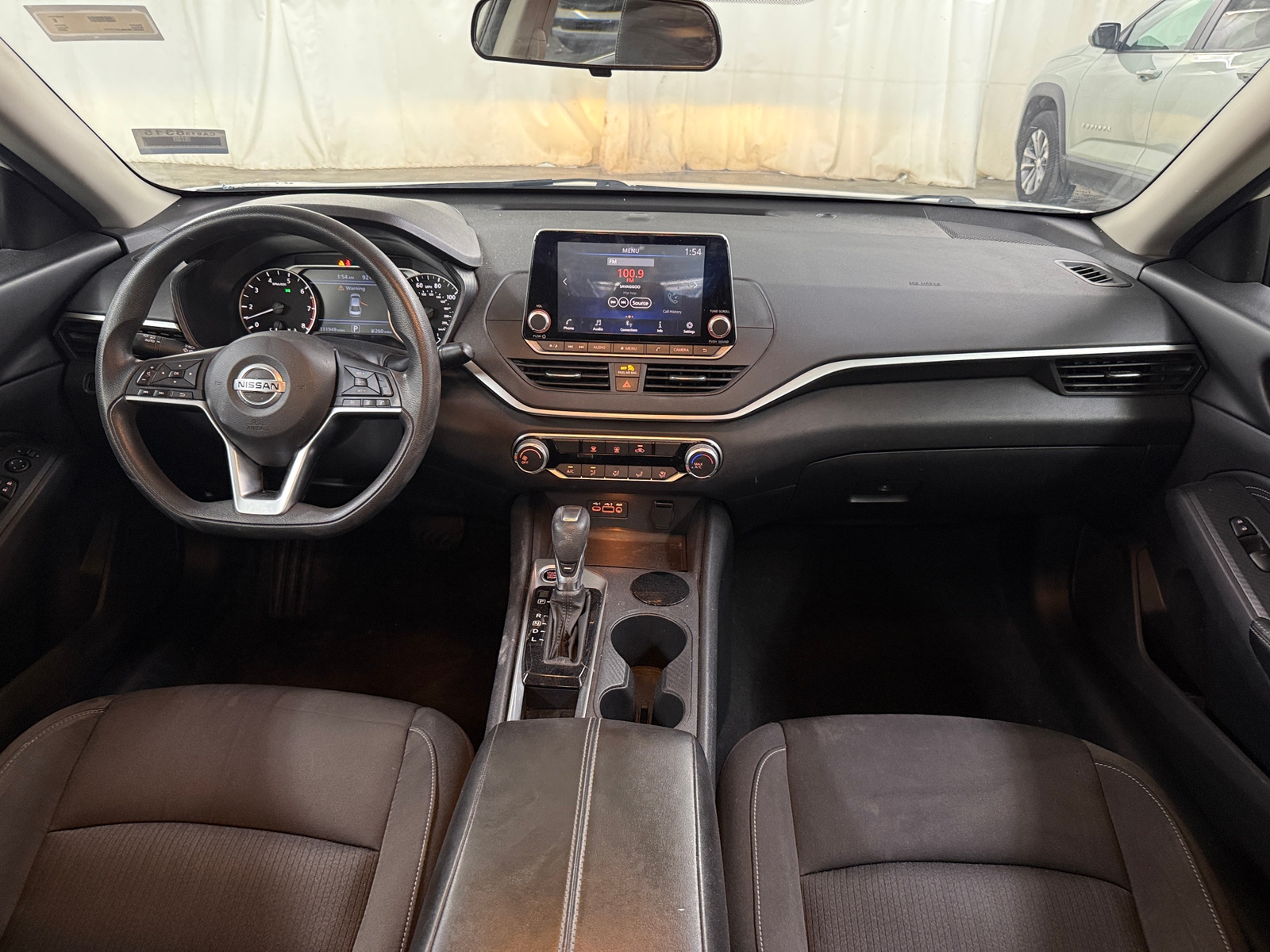 Thumbnail: 2020 Nissan Altima - 3