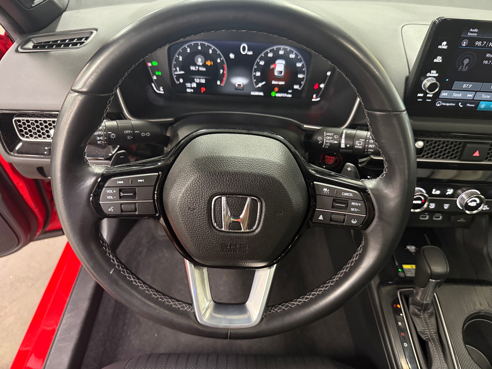 Thumbnail: 2024 Honda Civic - 4