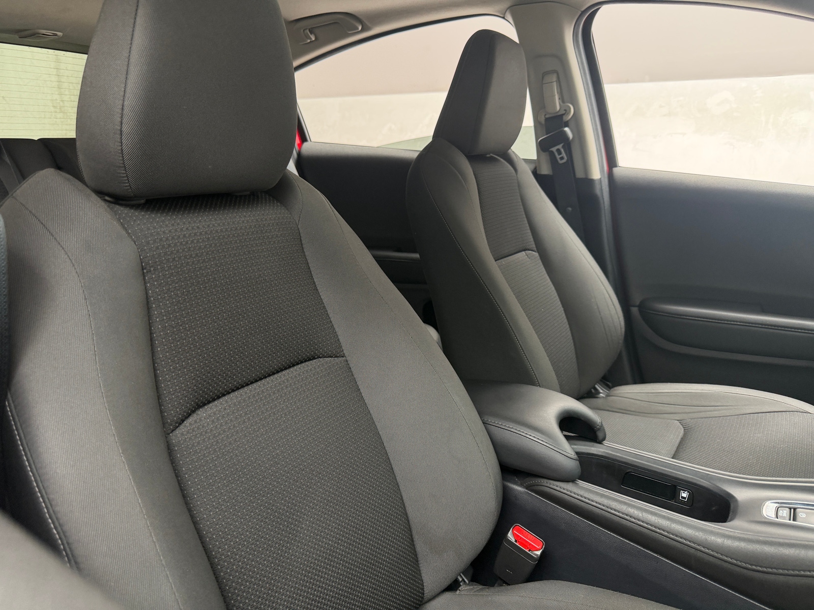 Thumbnail: 2020 Honda HR-V - 2