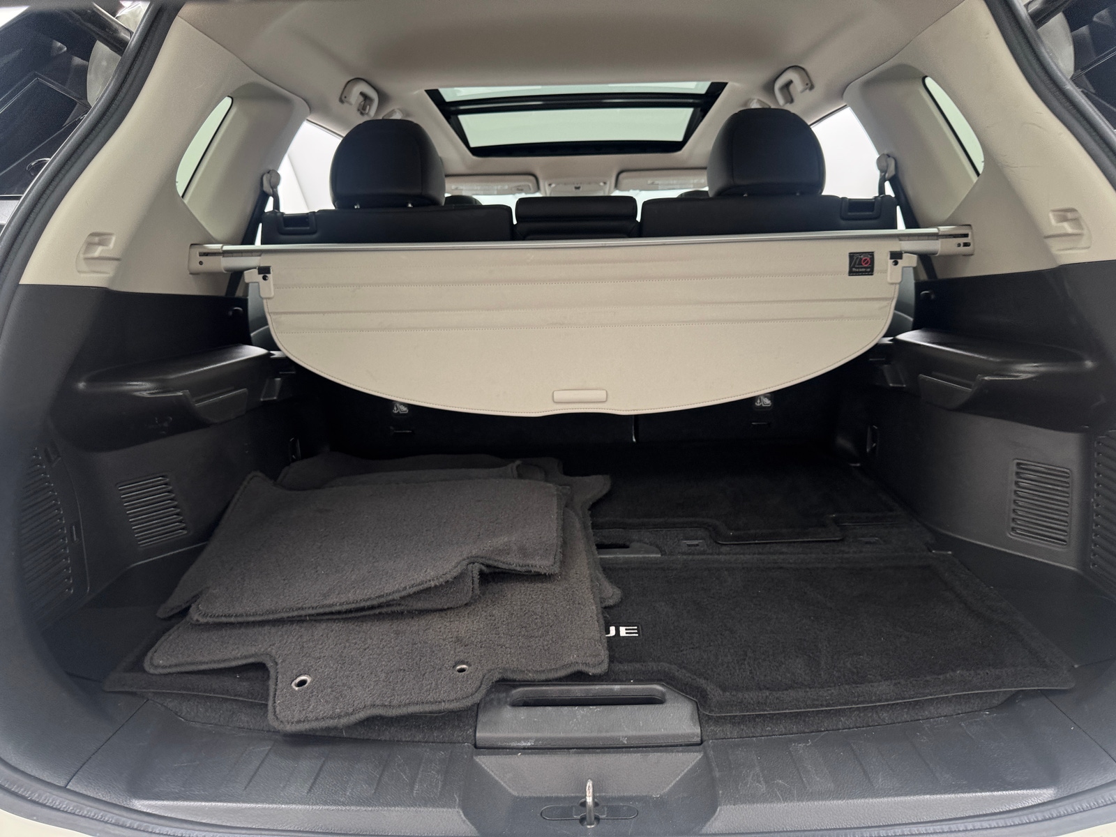 Thumbnail: 2015 Nissan Rogue - 6