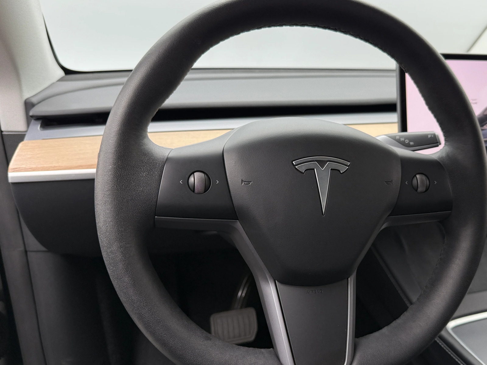 Thumbnail: 2024 Tesla Model Y - 4