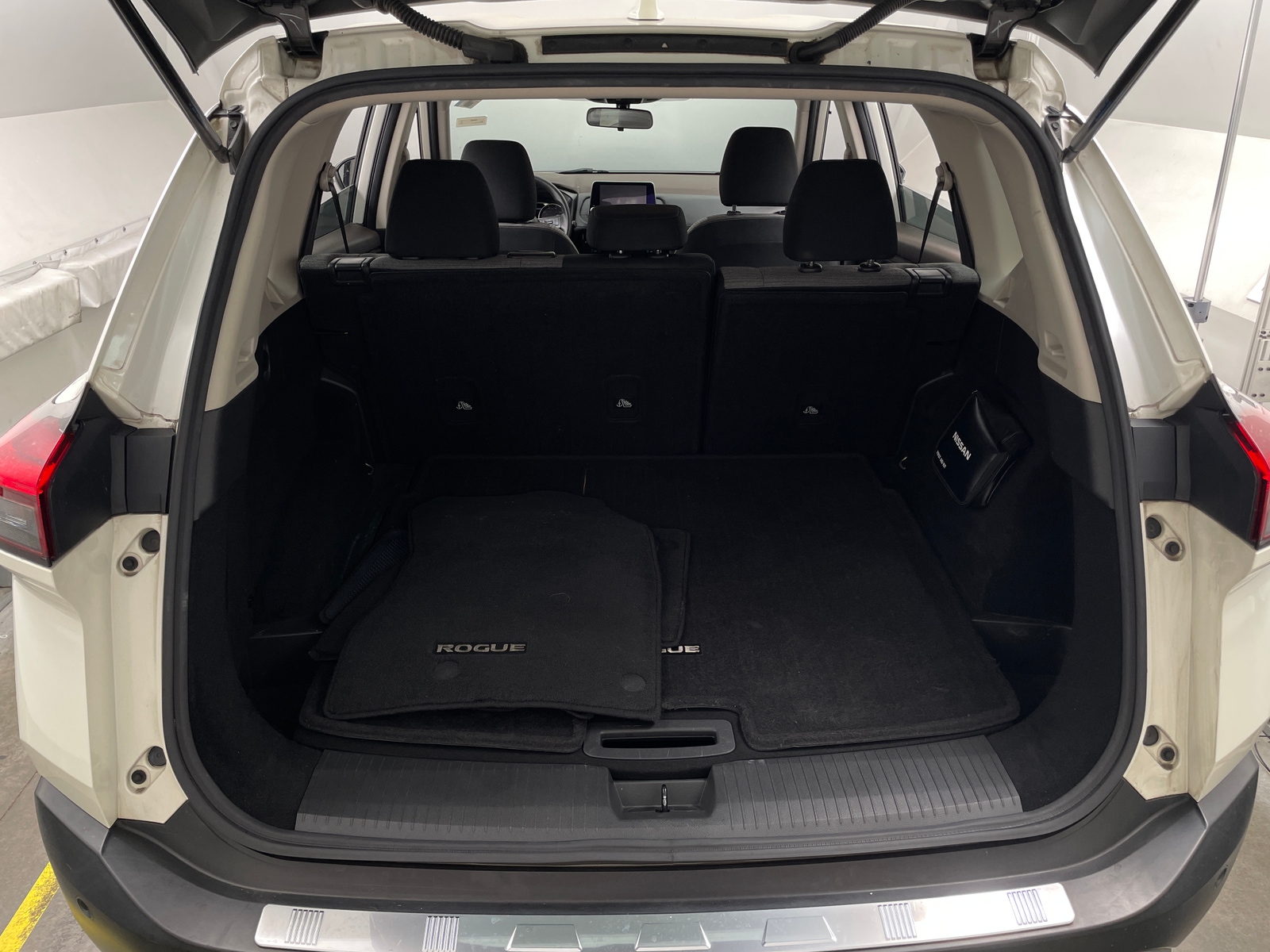 Thumbnail: 2021 Nissan Rogue - 7