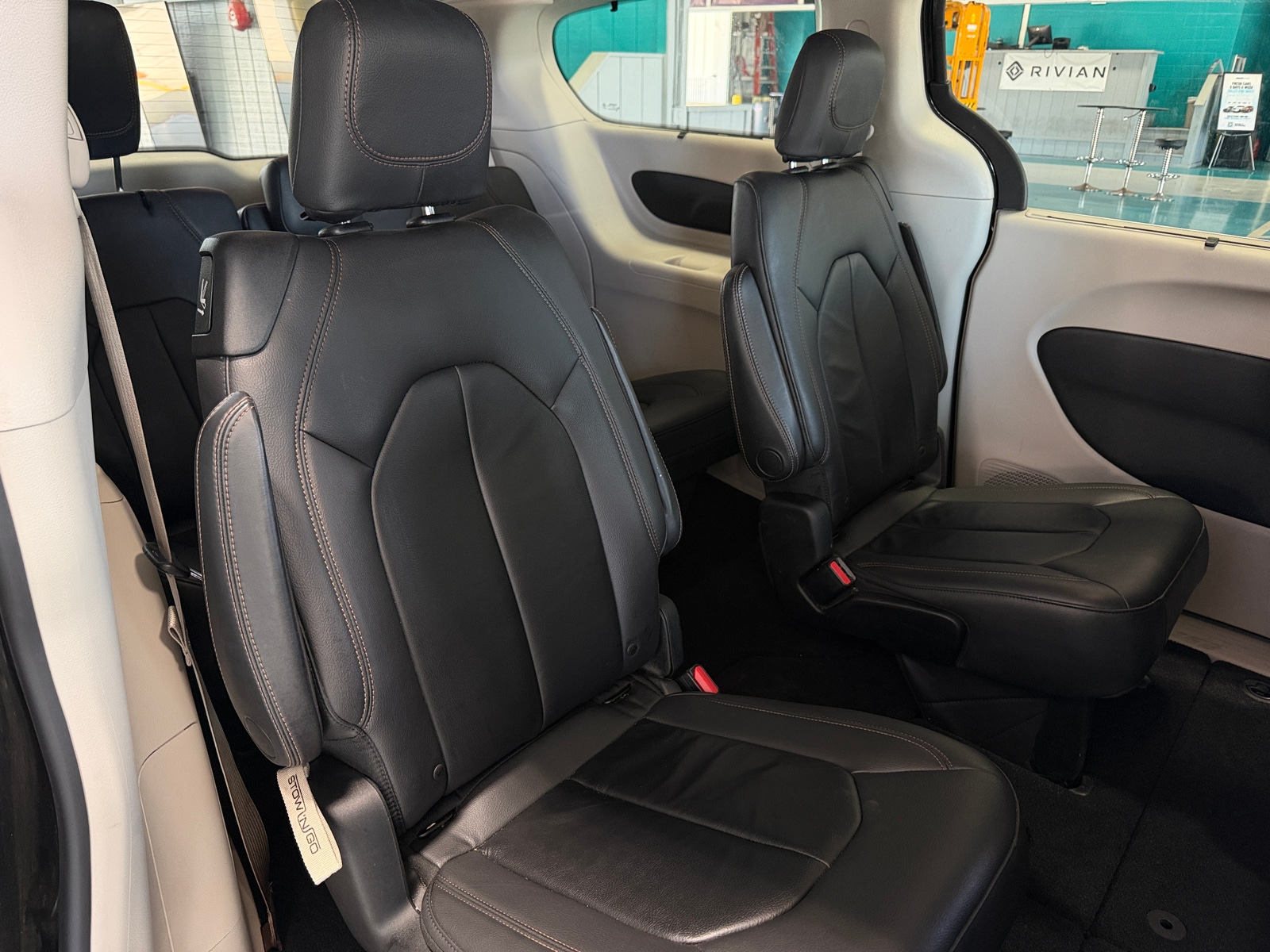 Thumbnail: 2017 Chrysler Pacifica - 5