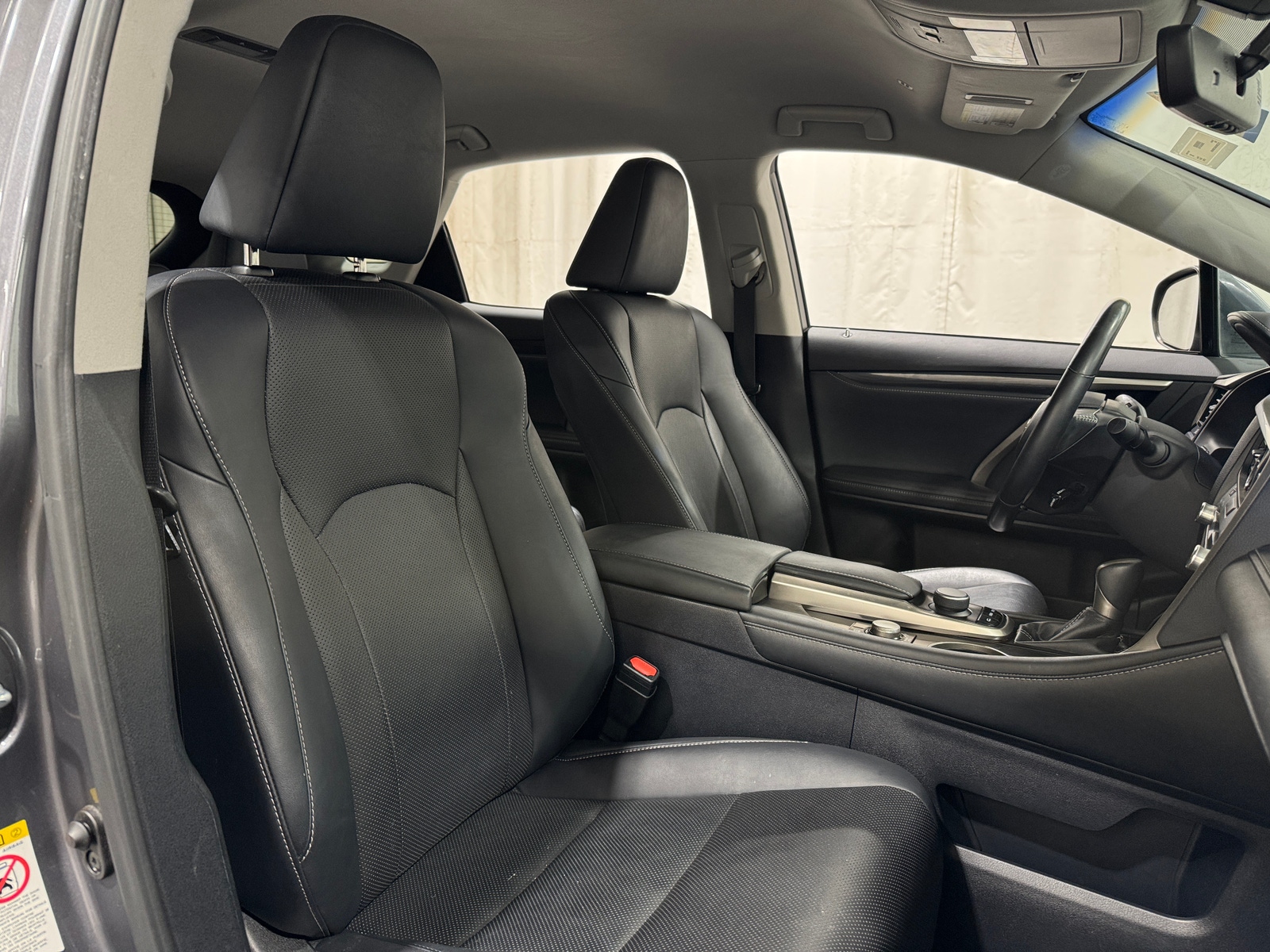 Thumbnail: 2016 Lexus RX - 2
