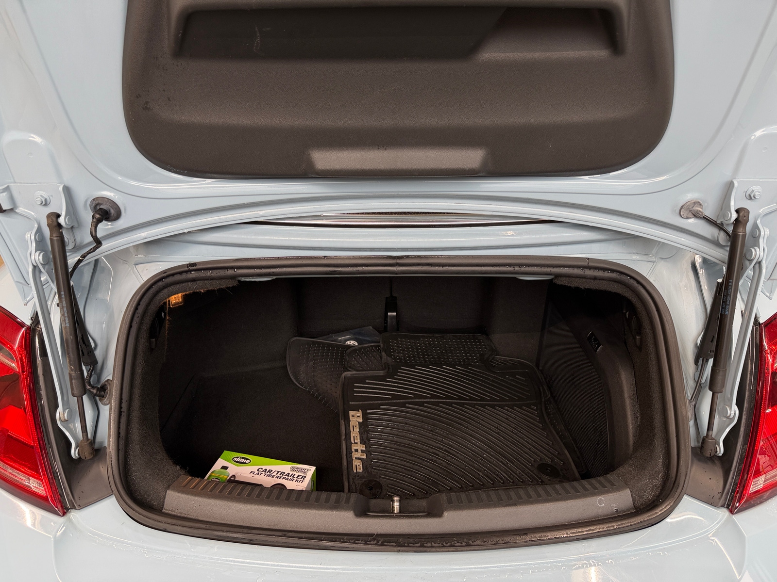 Thumbnail: 2013 Volkswagen Beetle - 7