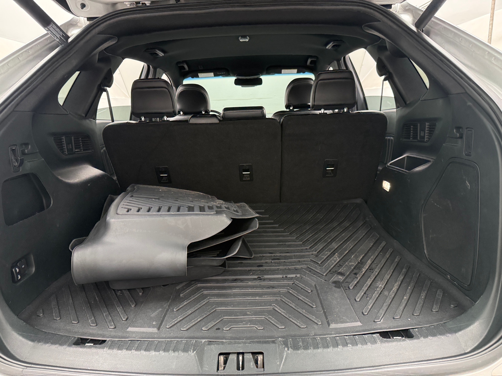 Thumbnail: 2019 Ford Edge - 6