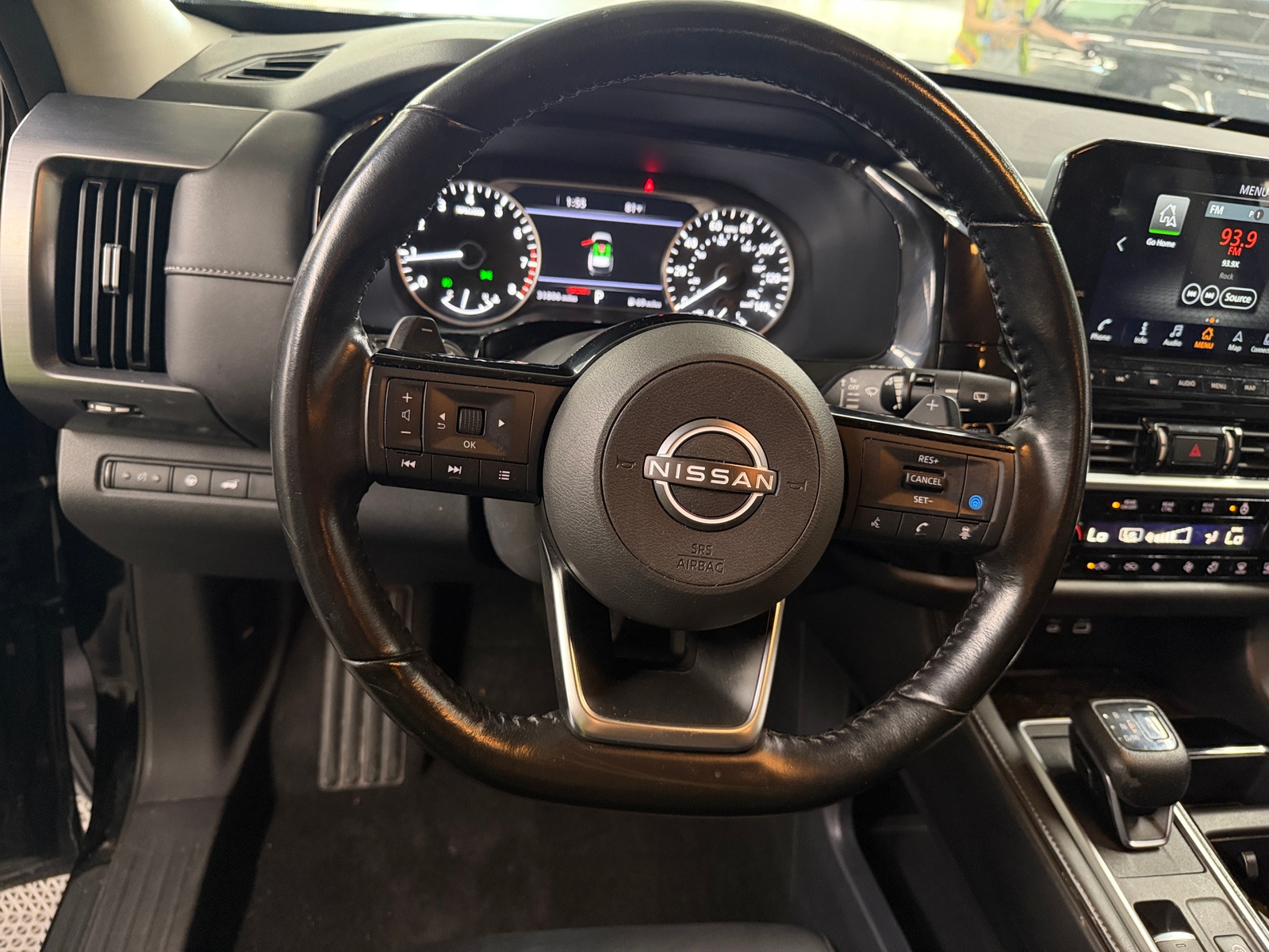 Thumbnail: 2023 Nissan Pathfinder - 4