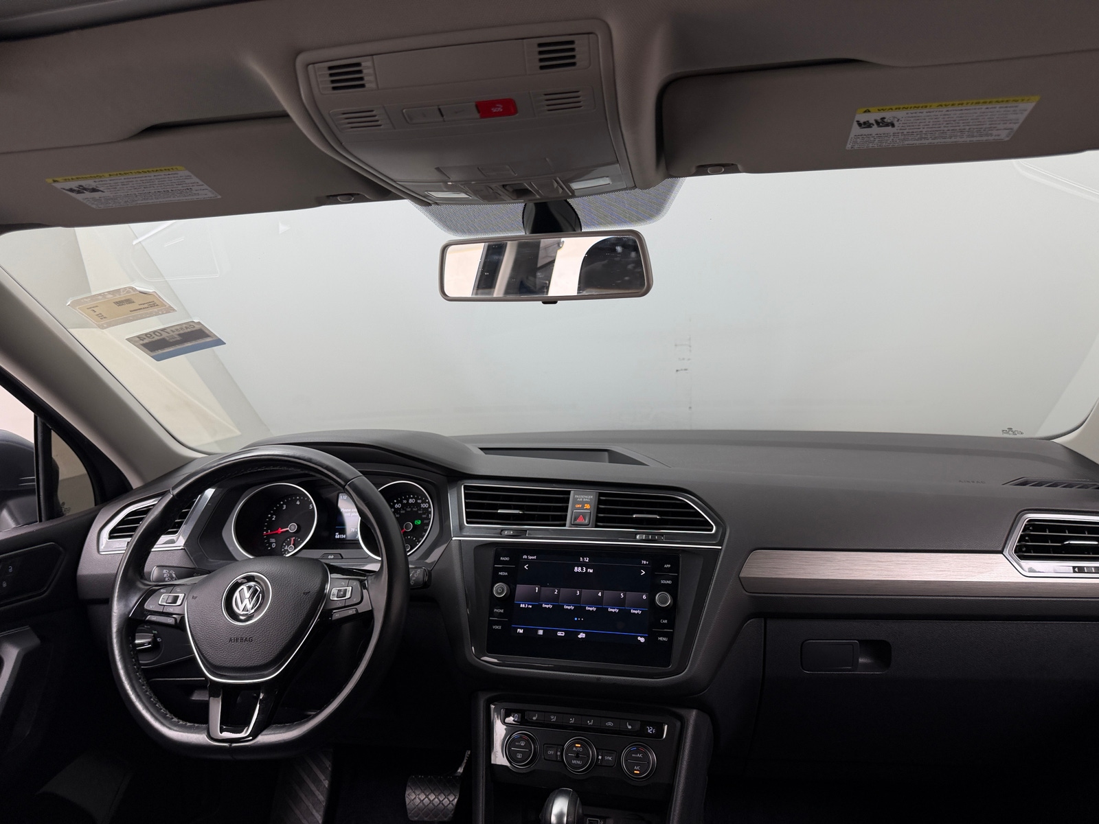 Thumbnail: 2018 Volkswagen Tiguan - 2