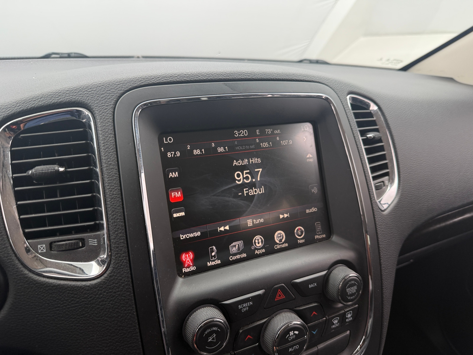 Thumbnail: 2015 Dodge Durango - 3