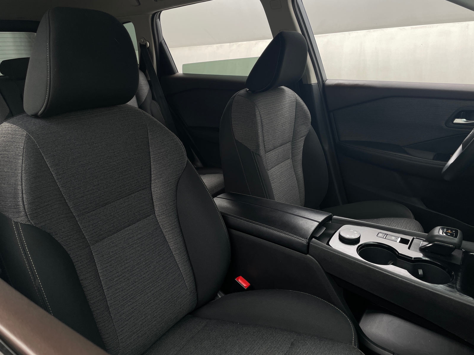 Thumbnail: 2023 Nissan Rogue - 2
