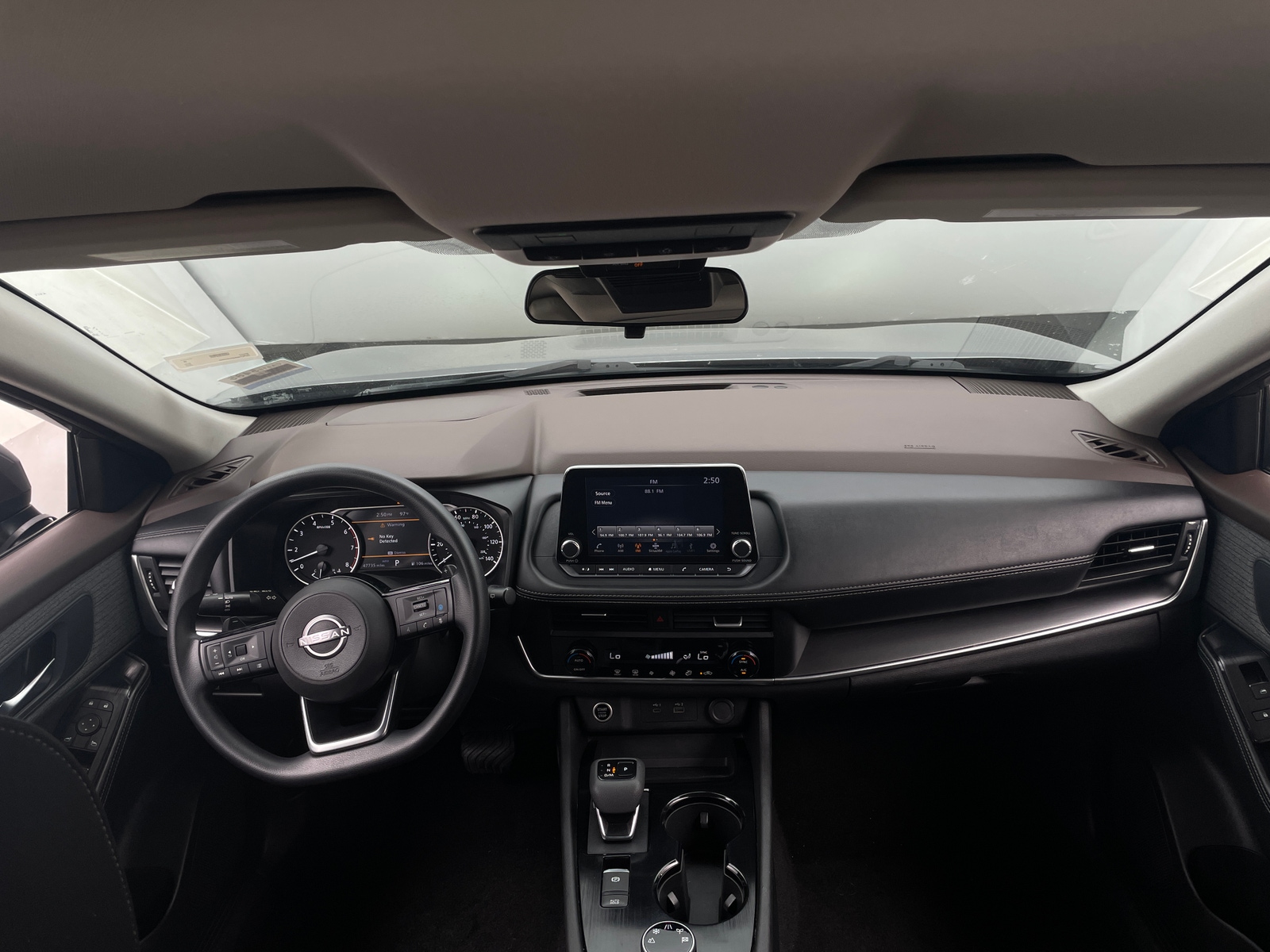 Thumbnail: 2023 Nissan Rogue - 3