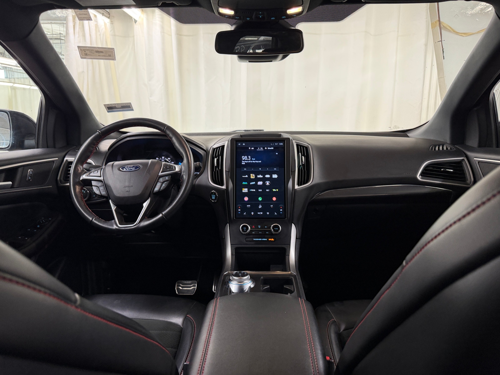 Thumbnail: 2023 Ford Edge - 2
