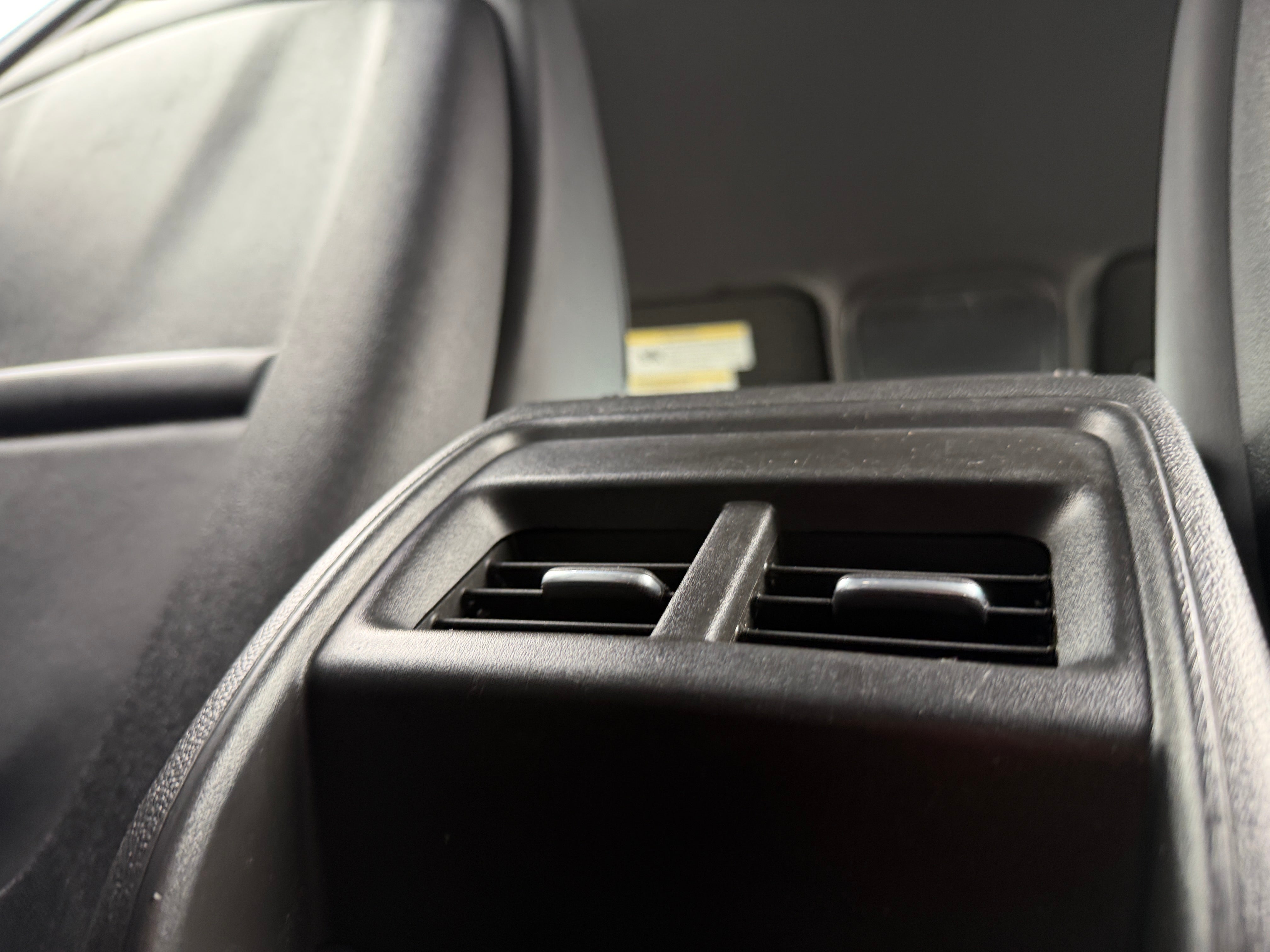 2024 Cadillac XT4 Premium Luxury - Photo 2