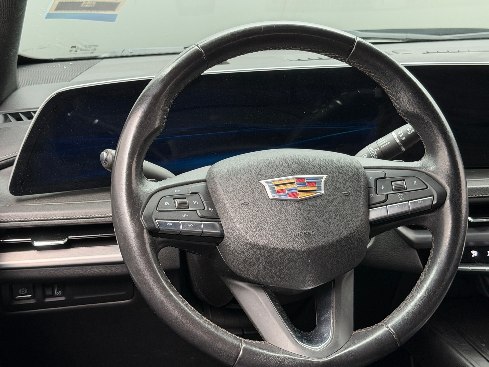 Thumbnail: 2024 Cadillac XT4 - 4