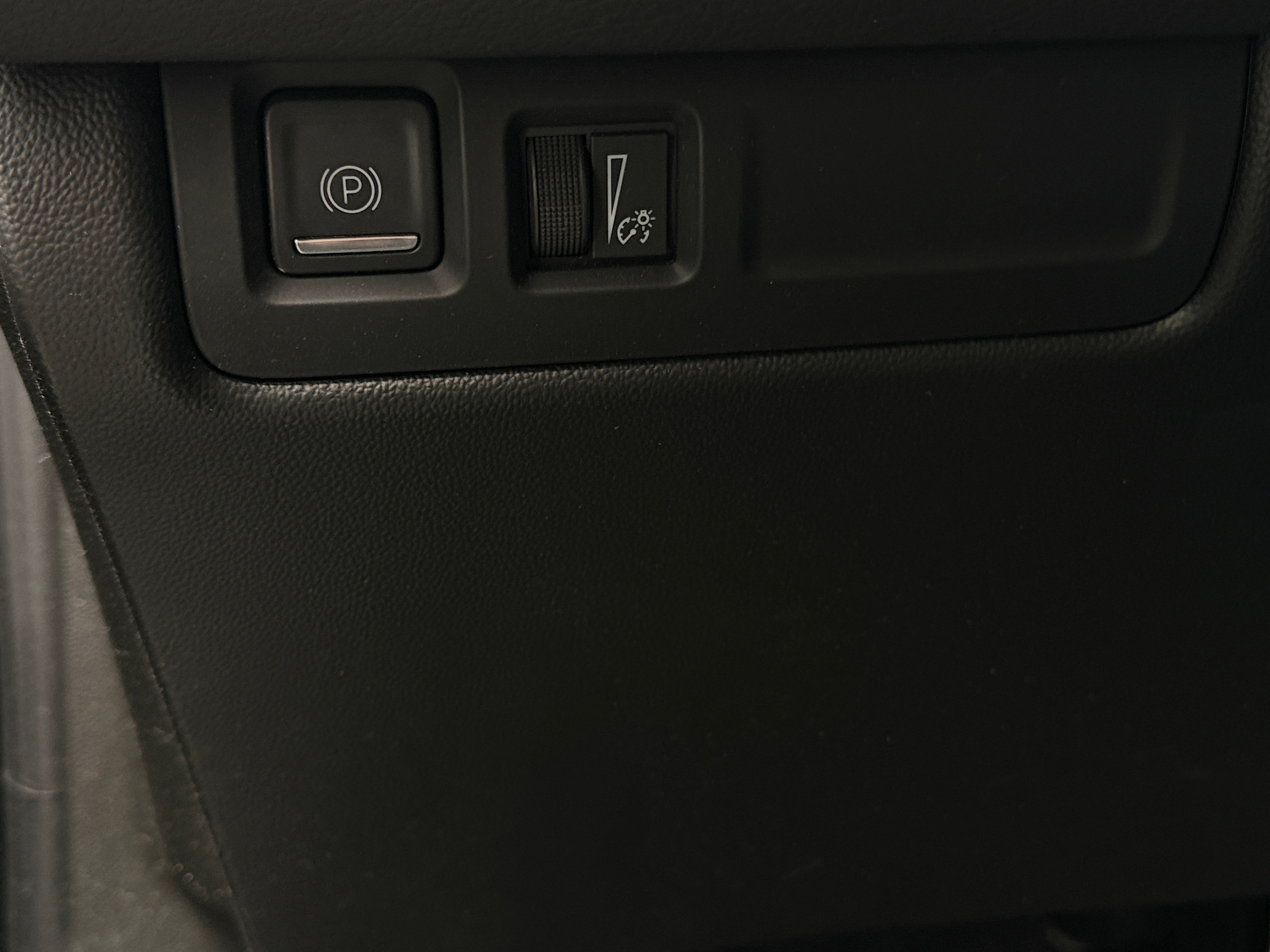 2024 Cadillac XT4 Premium Luxury - Photo 6