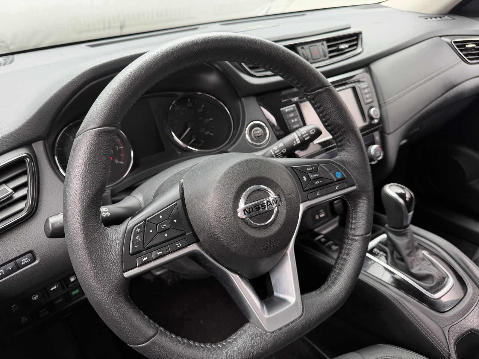 Thumbnail: 2020 Nissan Rogue - 4