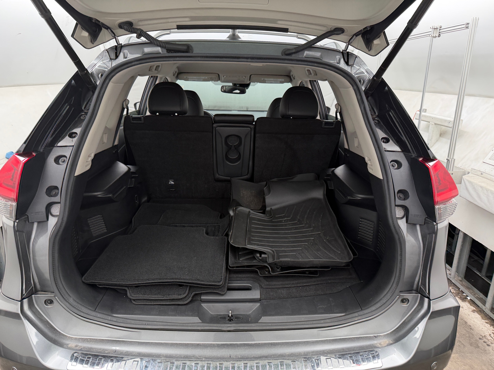 Thumbnail: 2020 Nissan Rogue - 6