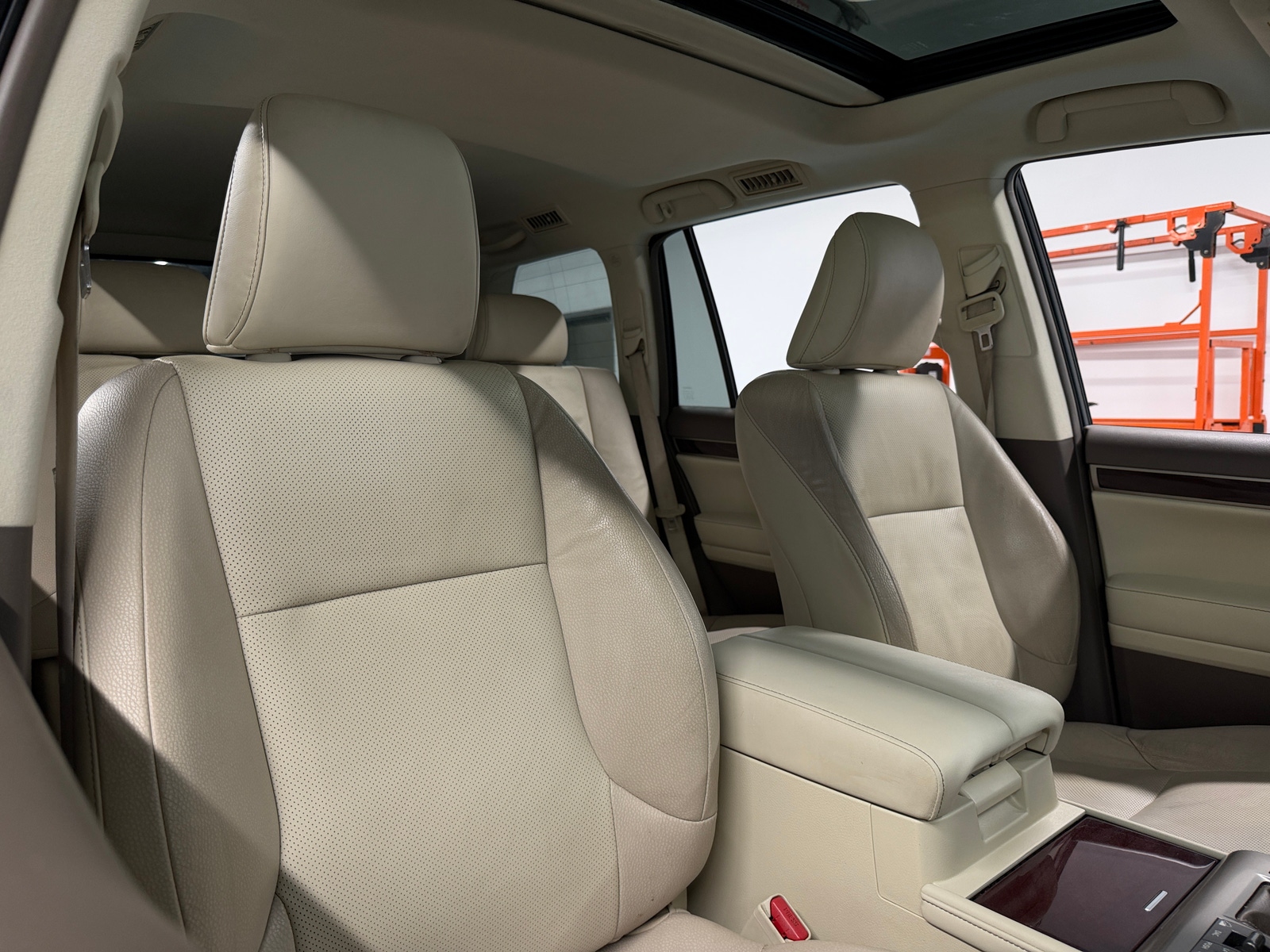 Thumbnail: 2018 Lexus GX - 2