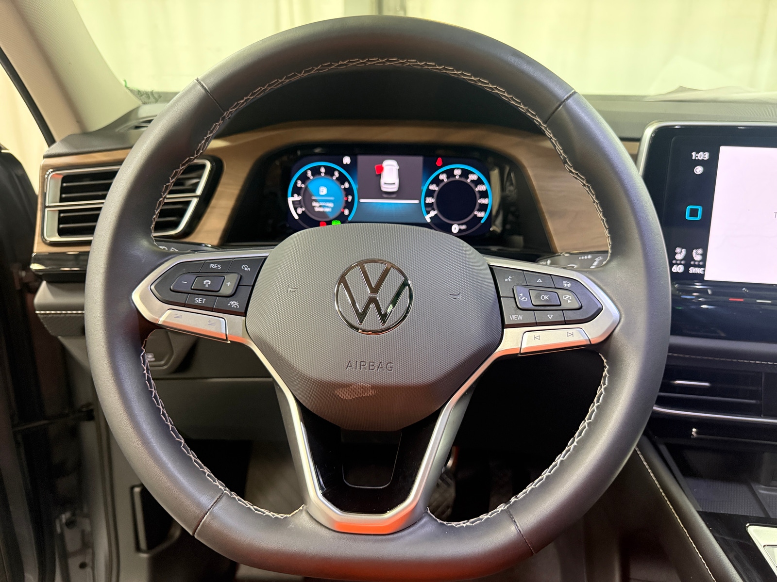 Thumbnail: 2024 Volkswagen Atlas - 5