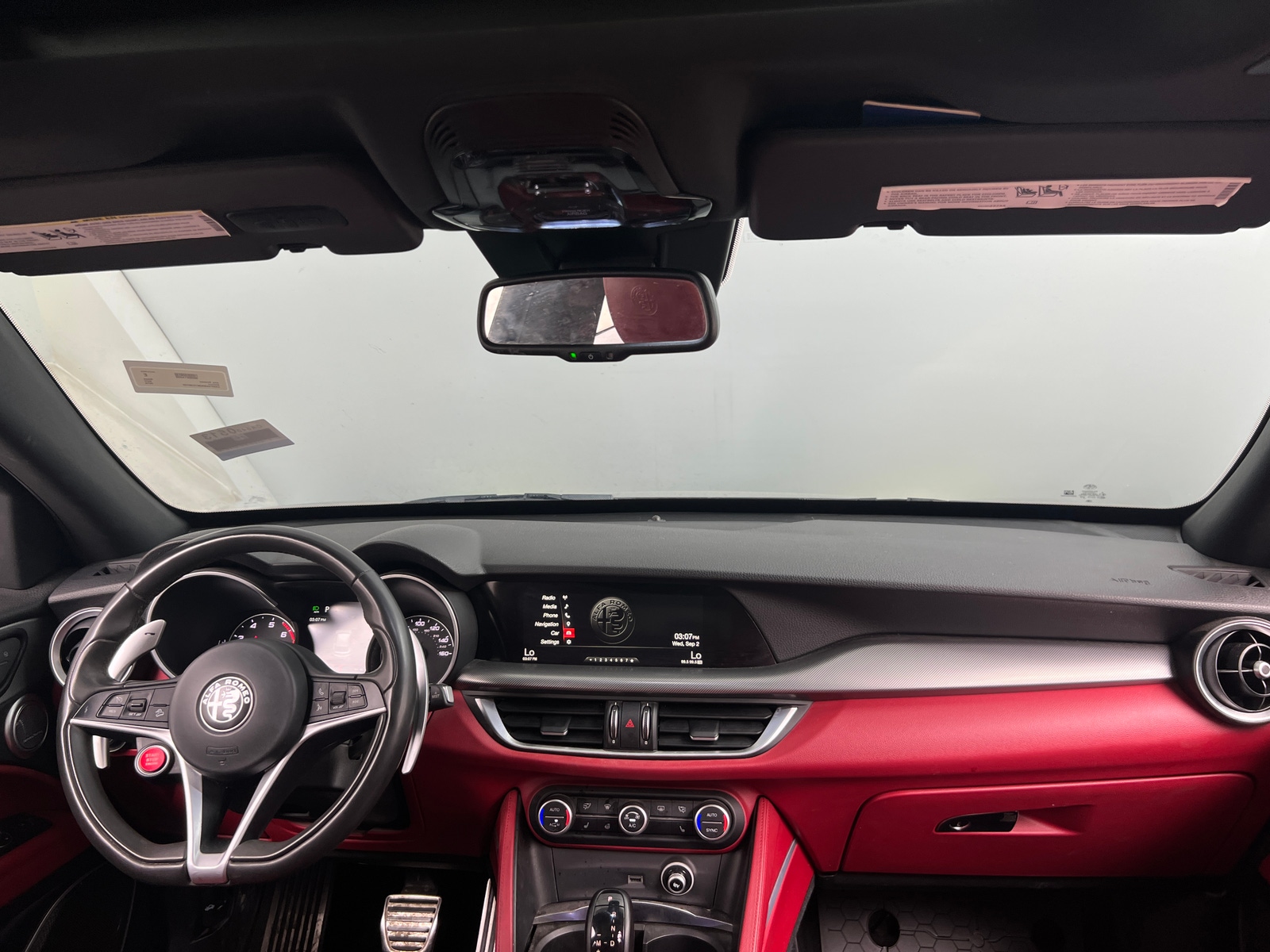 Thumbnail: 2019 Alfa Romeo Stelvio - 2
